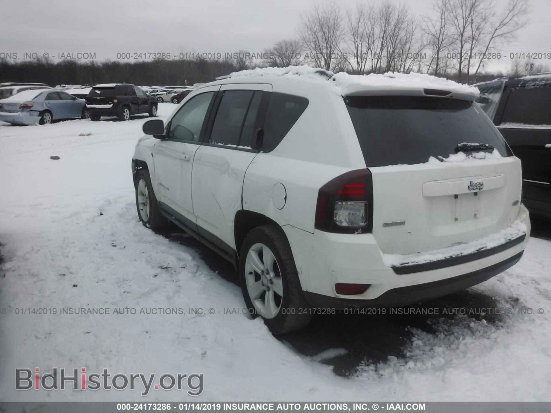 2014 JEEP COMPASS - VIN: 1C4NJCEB5ED522427 - Photo 3