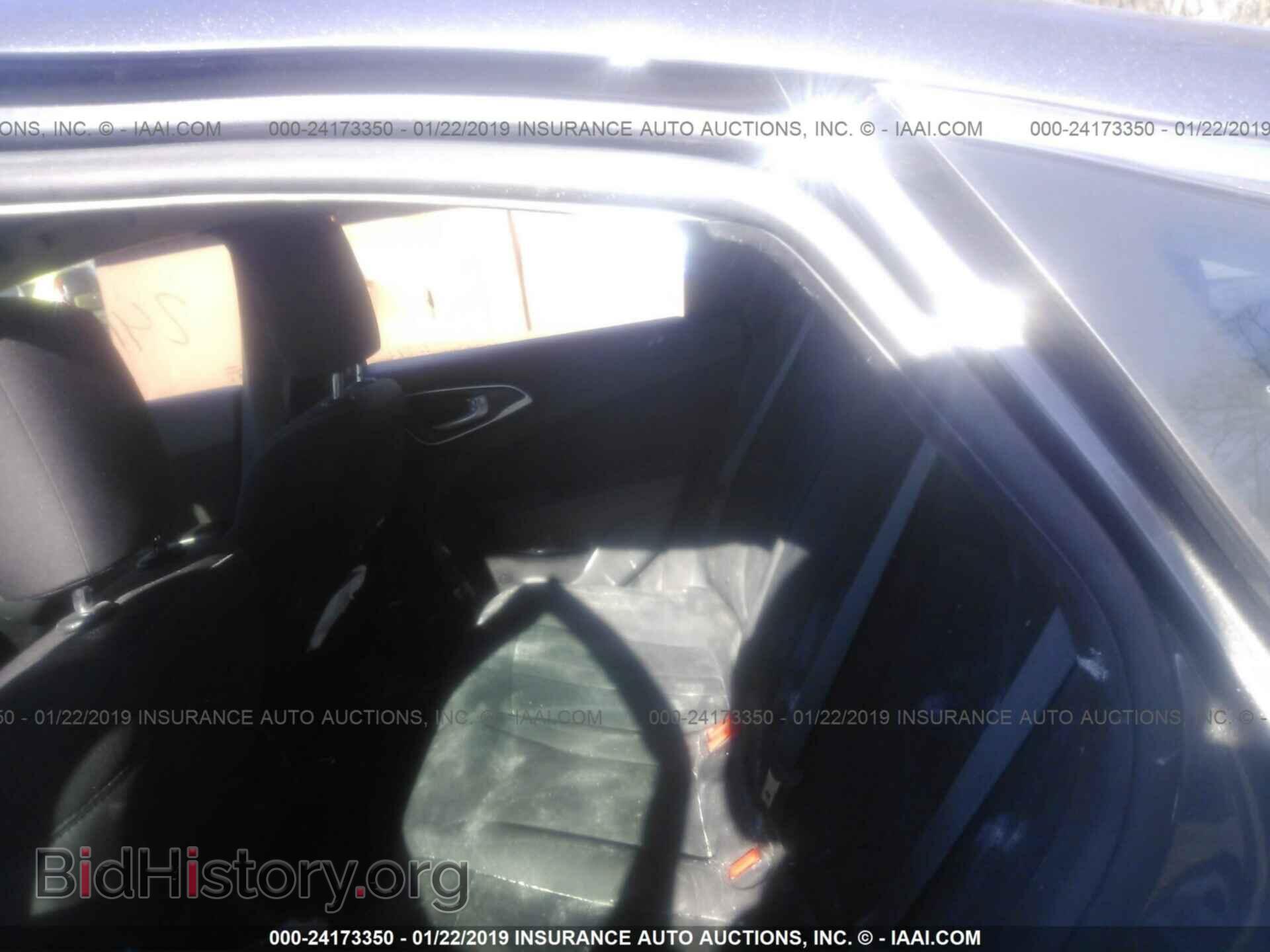 2015 CHRYSLER 200 - VIN: 1C3CCCAB9FN677800 - Фото 8