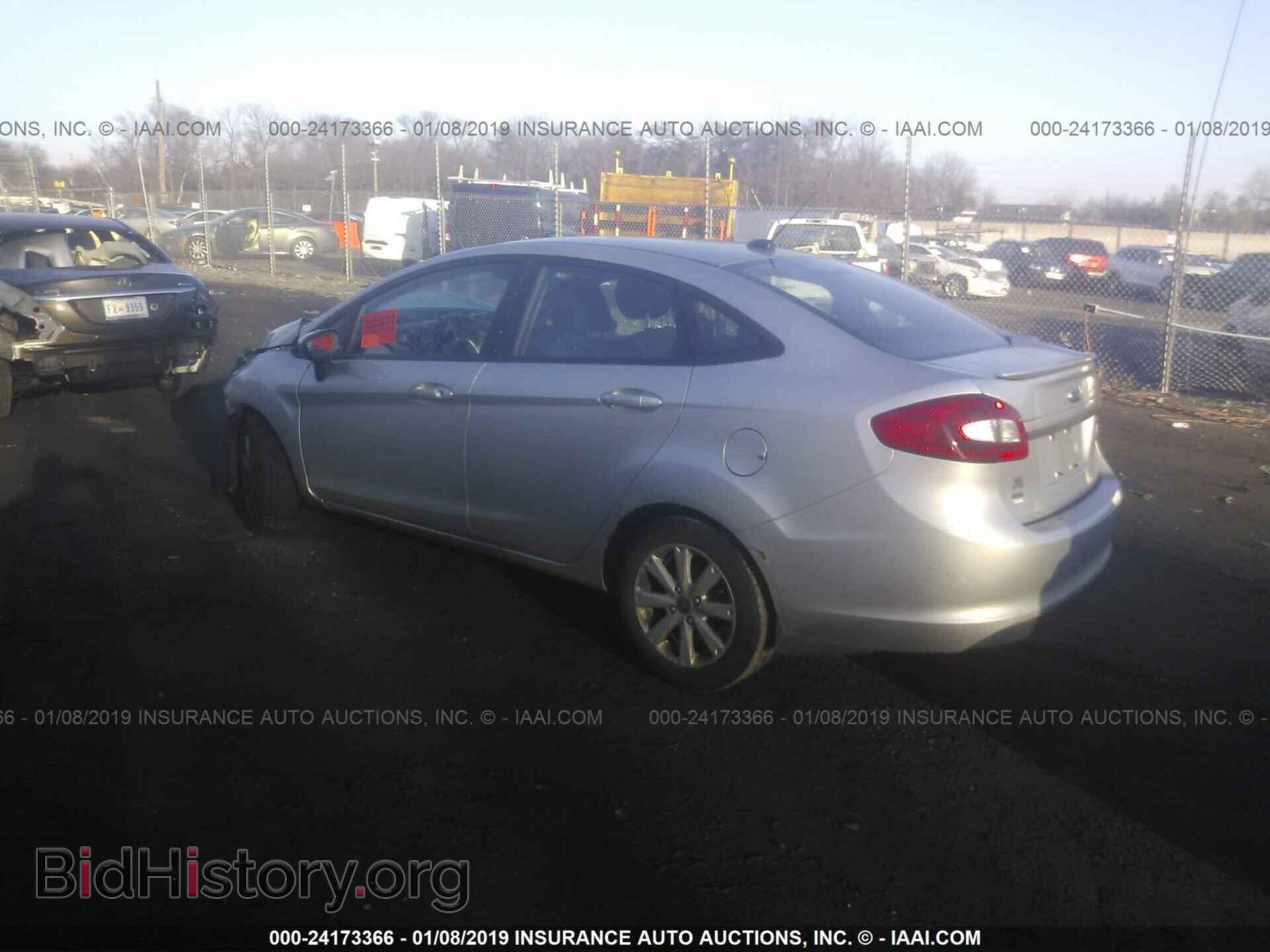 2012 FORD FIESTA - VIN: 3FADP4BJ5CM218307 - Фото 3