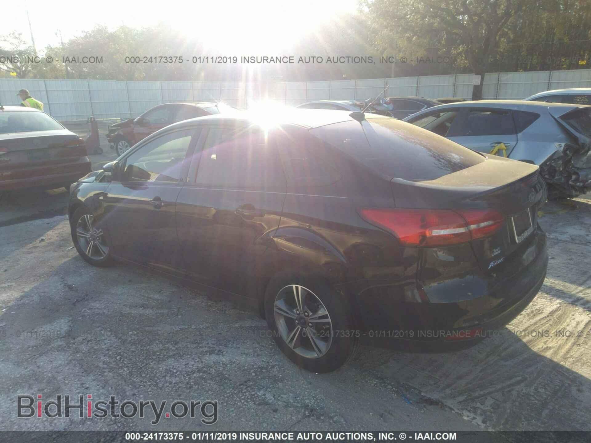 2017 FORD FOCUS - VIN: 1FADP3FEXHL282410 - Photo 3