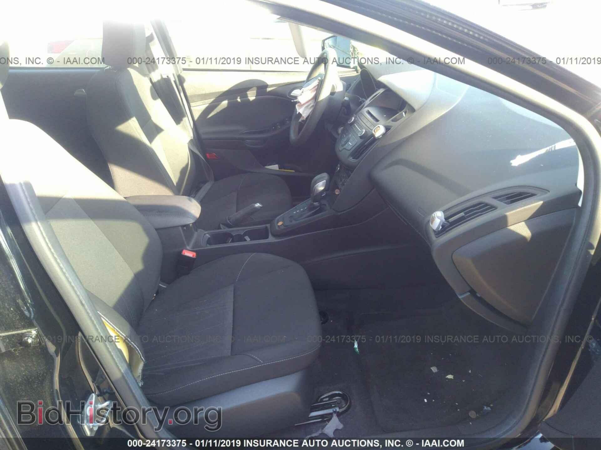 2017 FORD FOCUS - VIN: 1FADP3FEXHL282410 - Photo 5