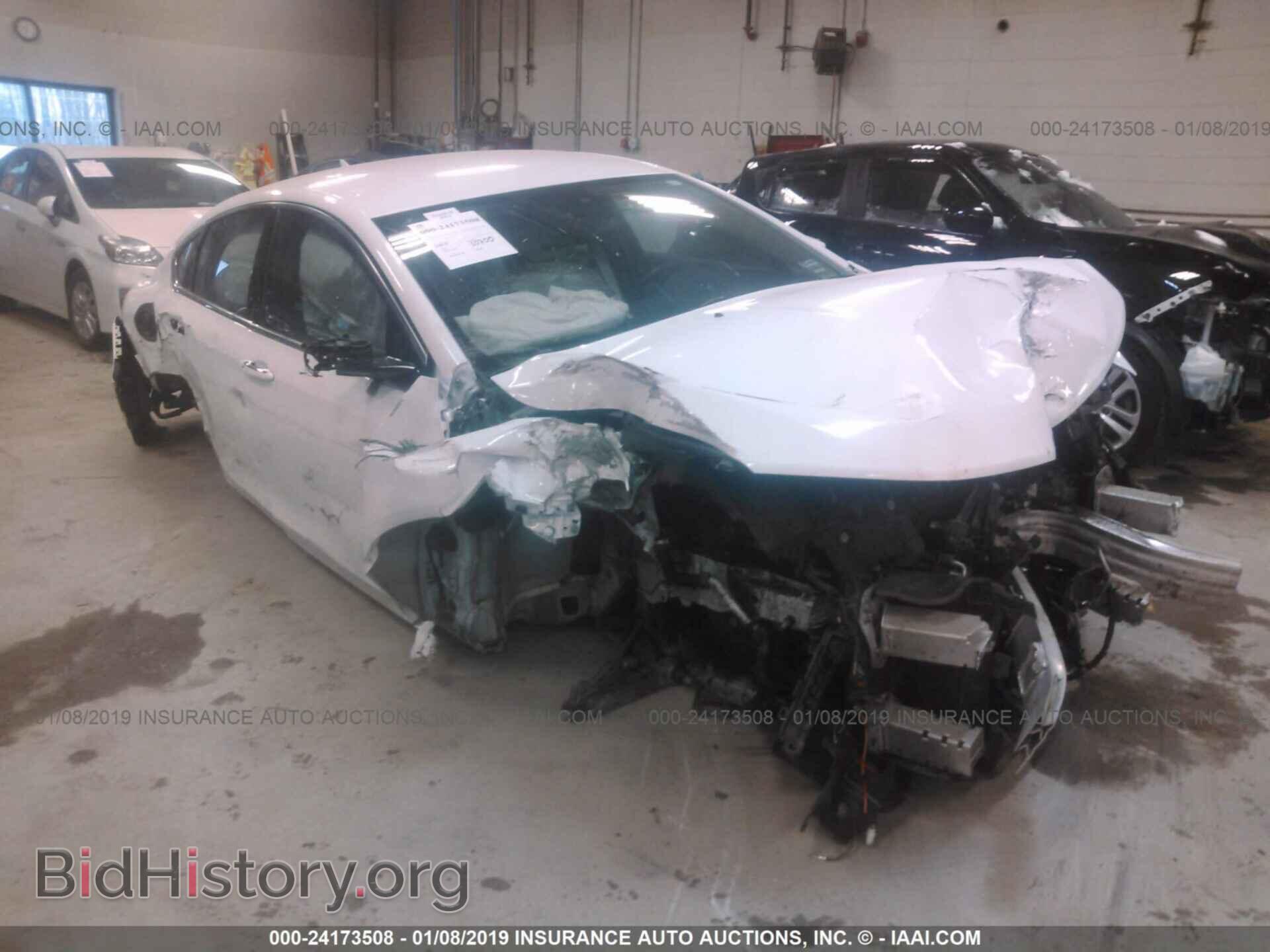 Photo 1C3CCCEG8FN543608 - CHRYSLER 200 2015