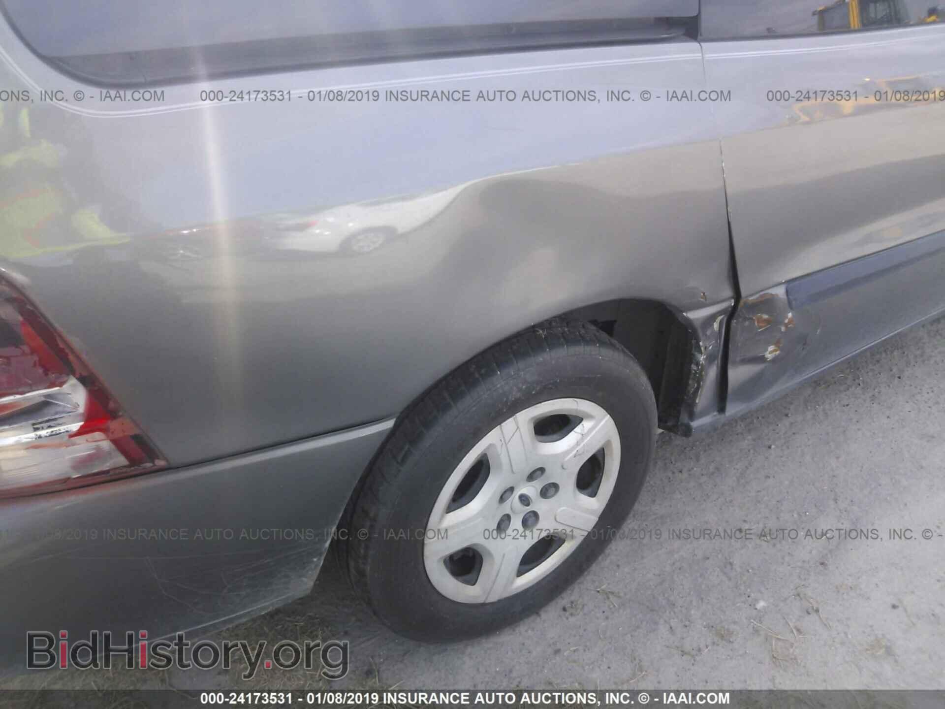 2004 FORD FREESTAR - VIN: 2FMZA51634BA91446 - Фото 6