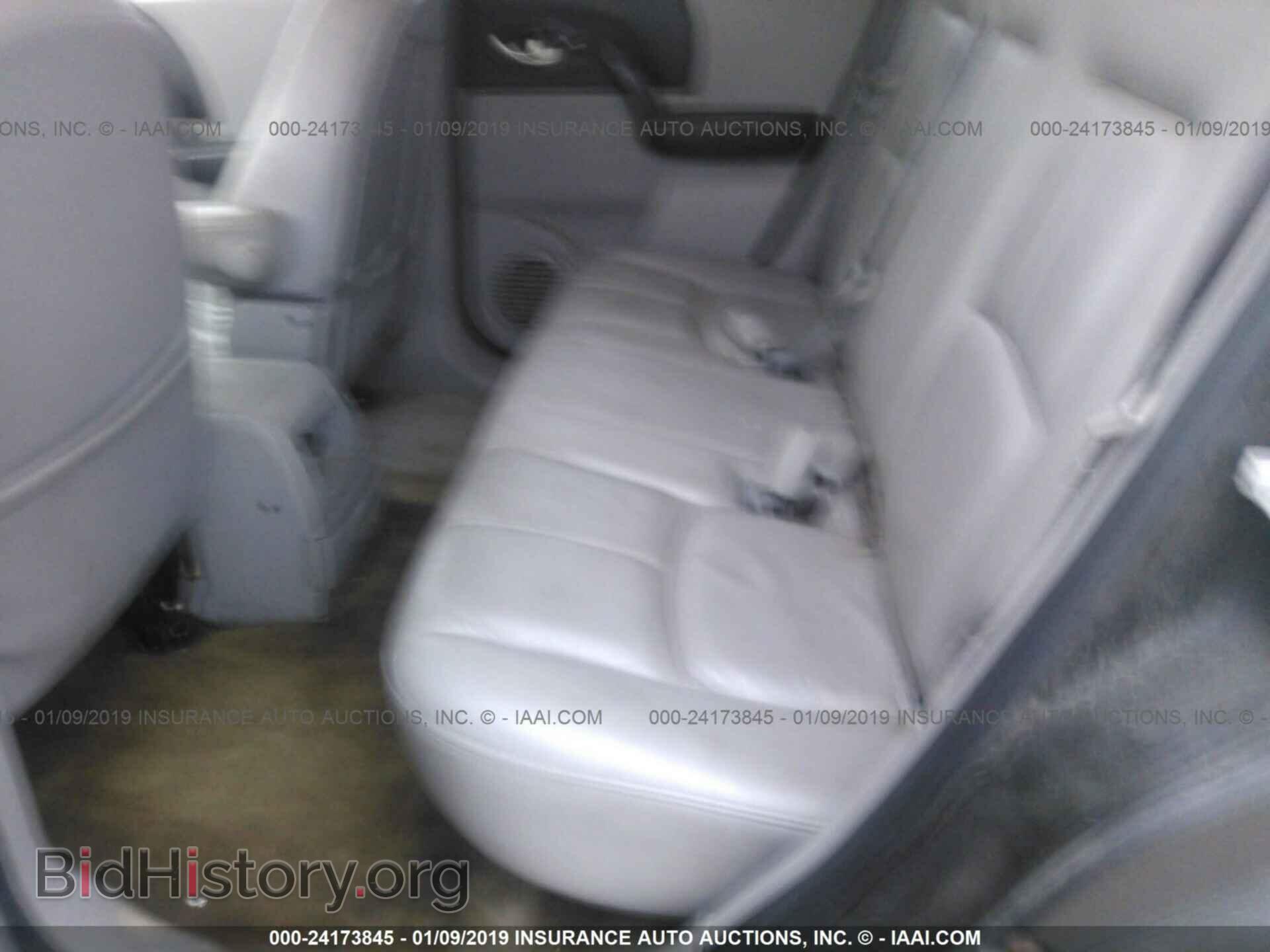 2004 SATURN VUE - VIN: 5GZCZ63494S829047 - Photo 8