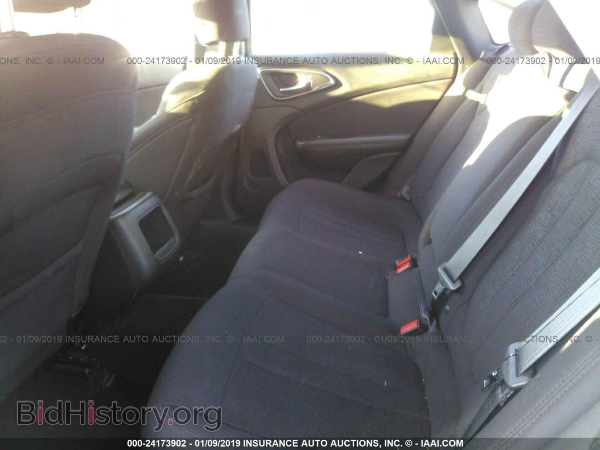 2015 CHRYSLER 200 - VIN: 1C3CCCAB9FN561271 - Фото 8