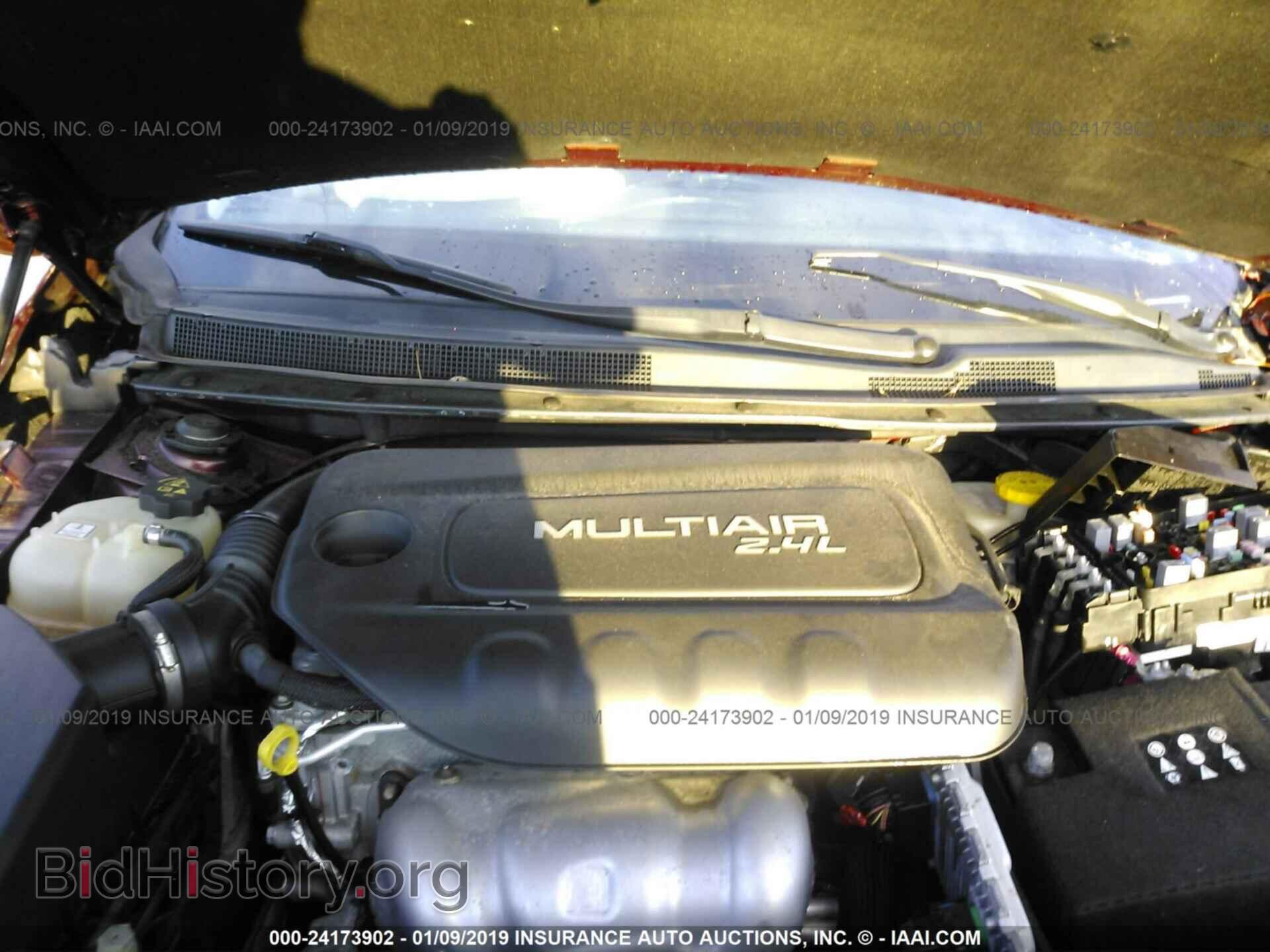 2015 CHRYSLER 200 - VIN: 1C3CCCAB9FN561271 - Фото 10