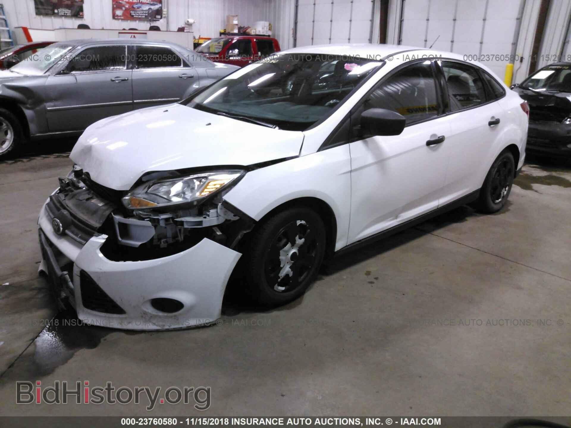 2014 FORD FOCUS - VIN: 1FADP3E29EL330322 - Photo 2