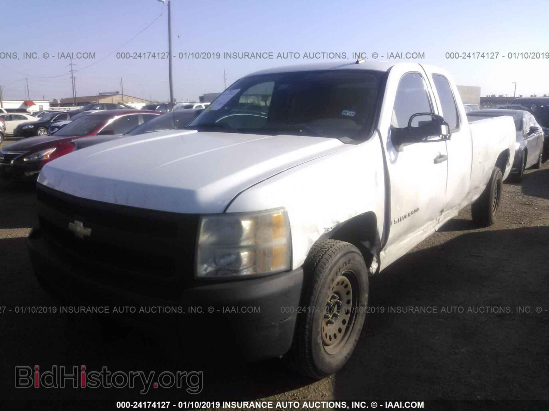 2007 CHEVROLET SILVERADO - VIN: 1GCEC19027E569936 - Фото 2