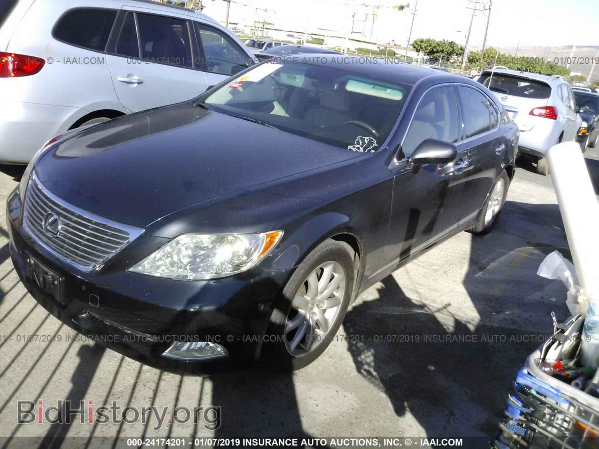 2007 LEXUS LS - VIN: JTHBL46F175042045 - Фото 2