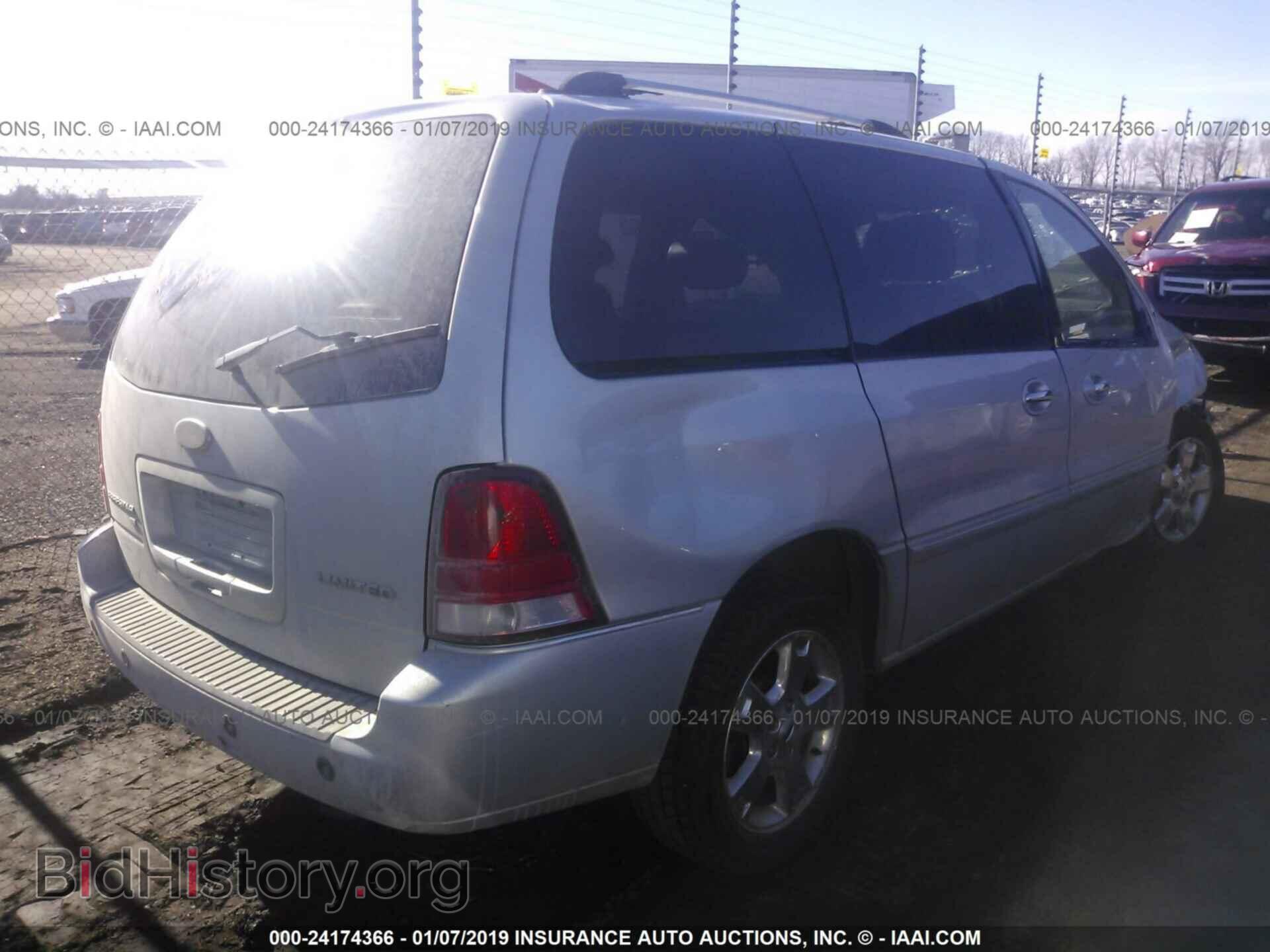 2007 FORD FREESTAR - VIN: 2FMZA58227BA14722 - Фото 4