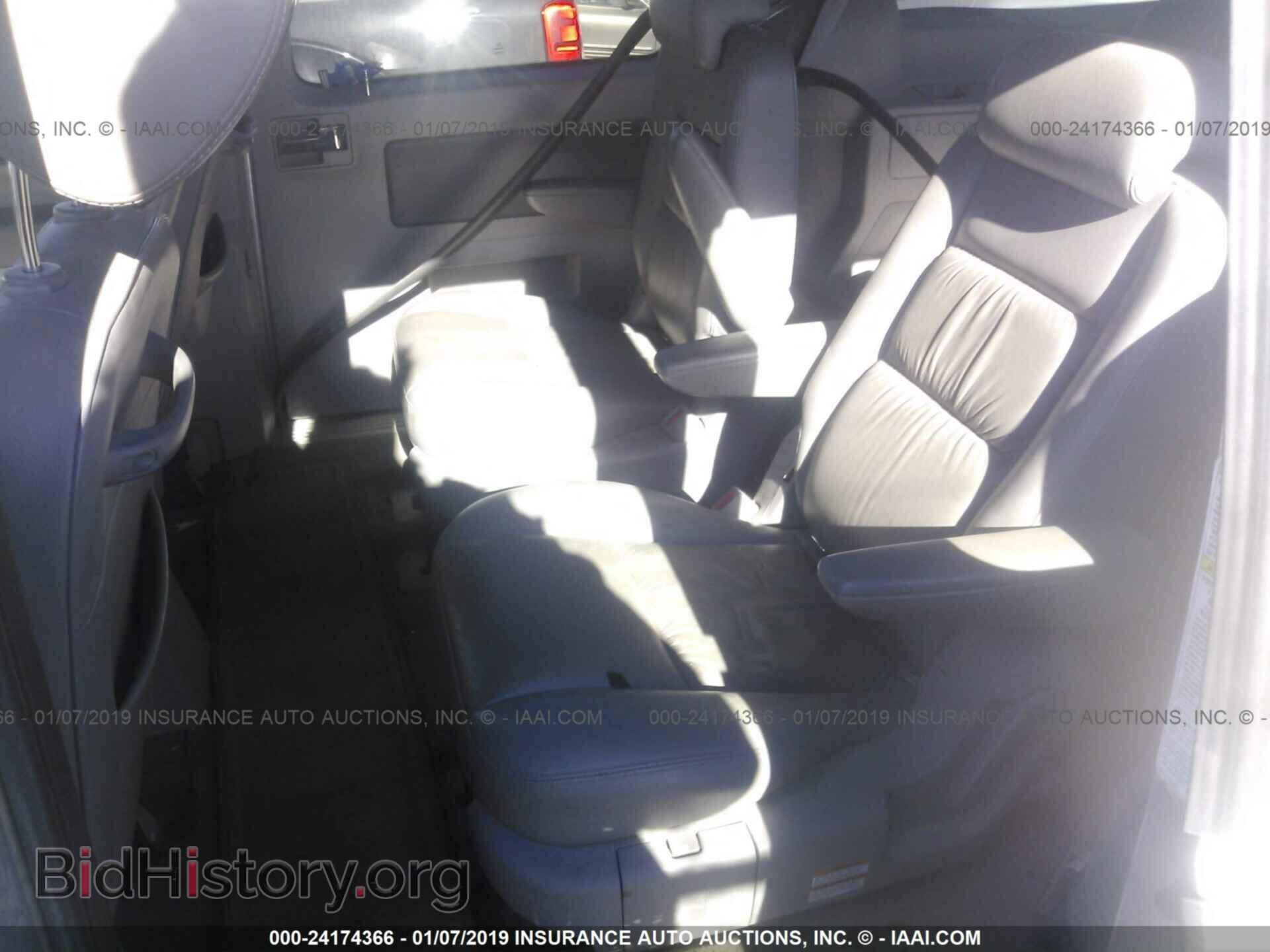 2007 FORD FREESTAR - VIN: 2FMZA58227BA14722 - Фото 8