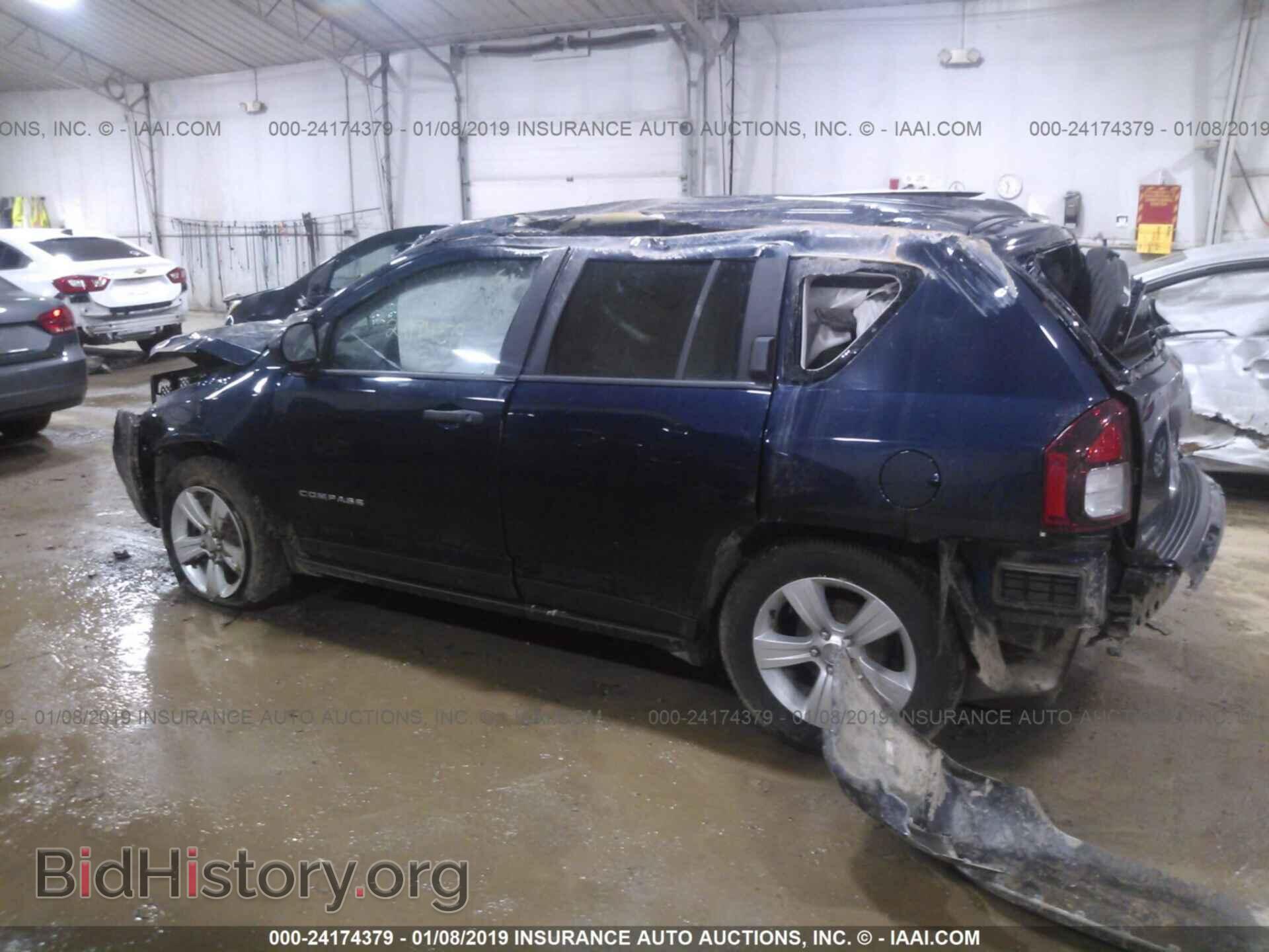 2014 JEEP COMPASS - VIN: 1C4NJCBB9ED848168 - Фото 3