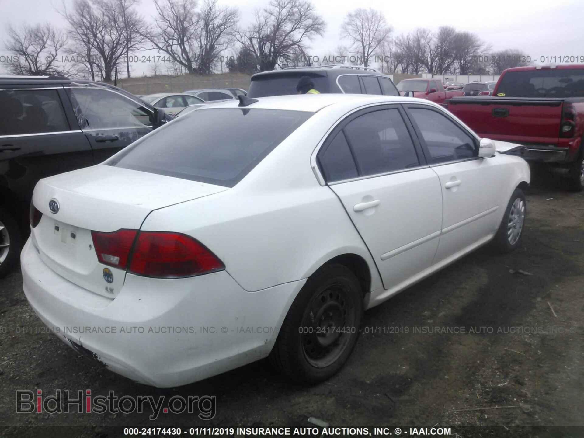 2009 KIA OPTIMA - VIN: KNAGE228195283407 - Фото 4