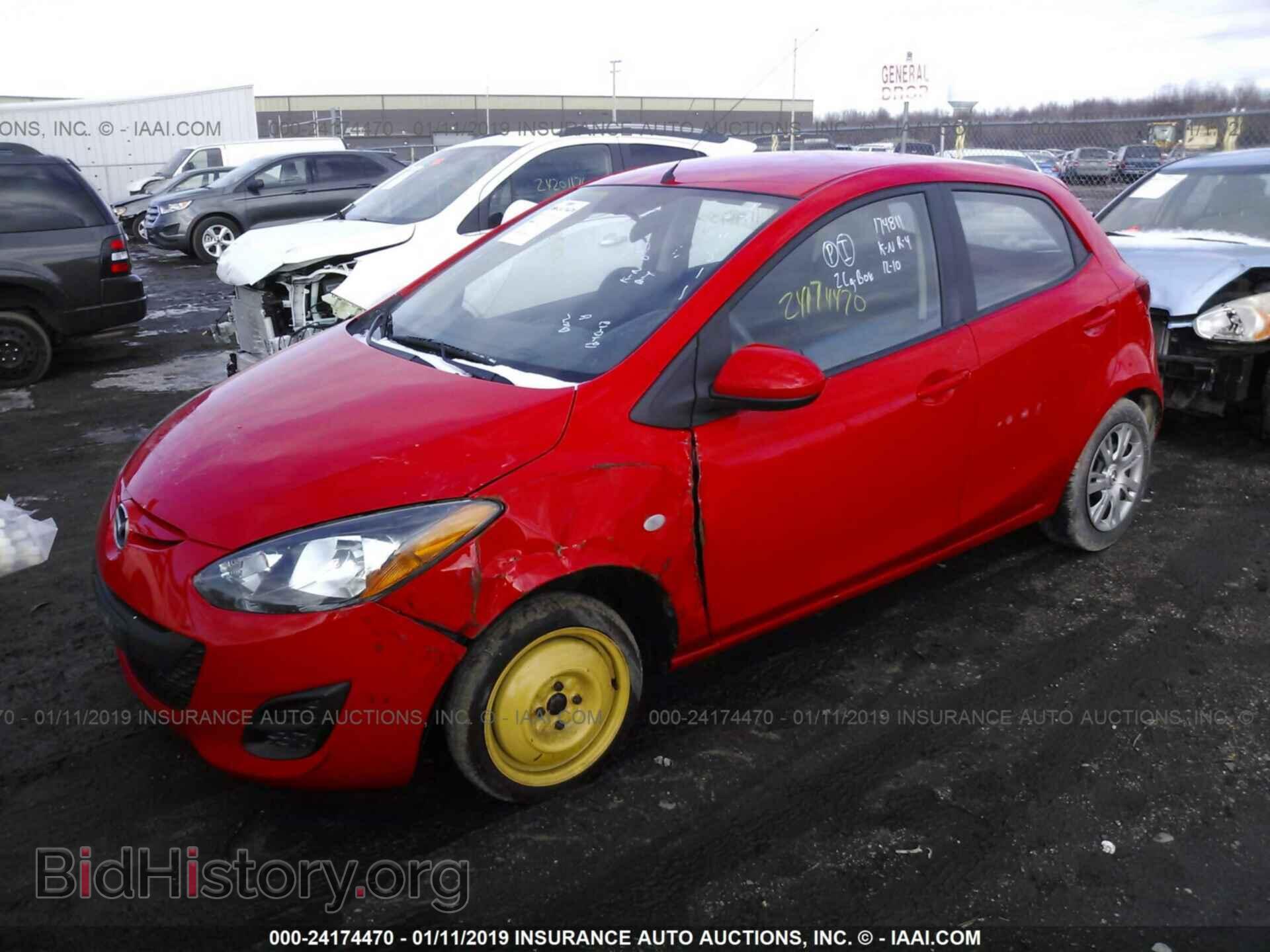 2014 MAZDA MAZDA2 - VIN: JM1DE1KY1E0174811 - Фото 2
