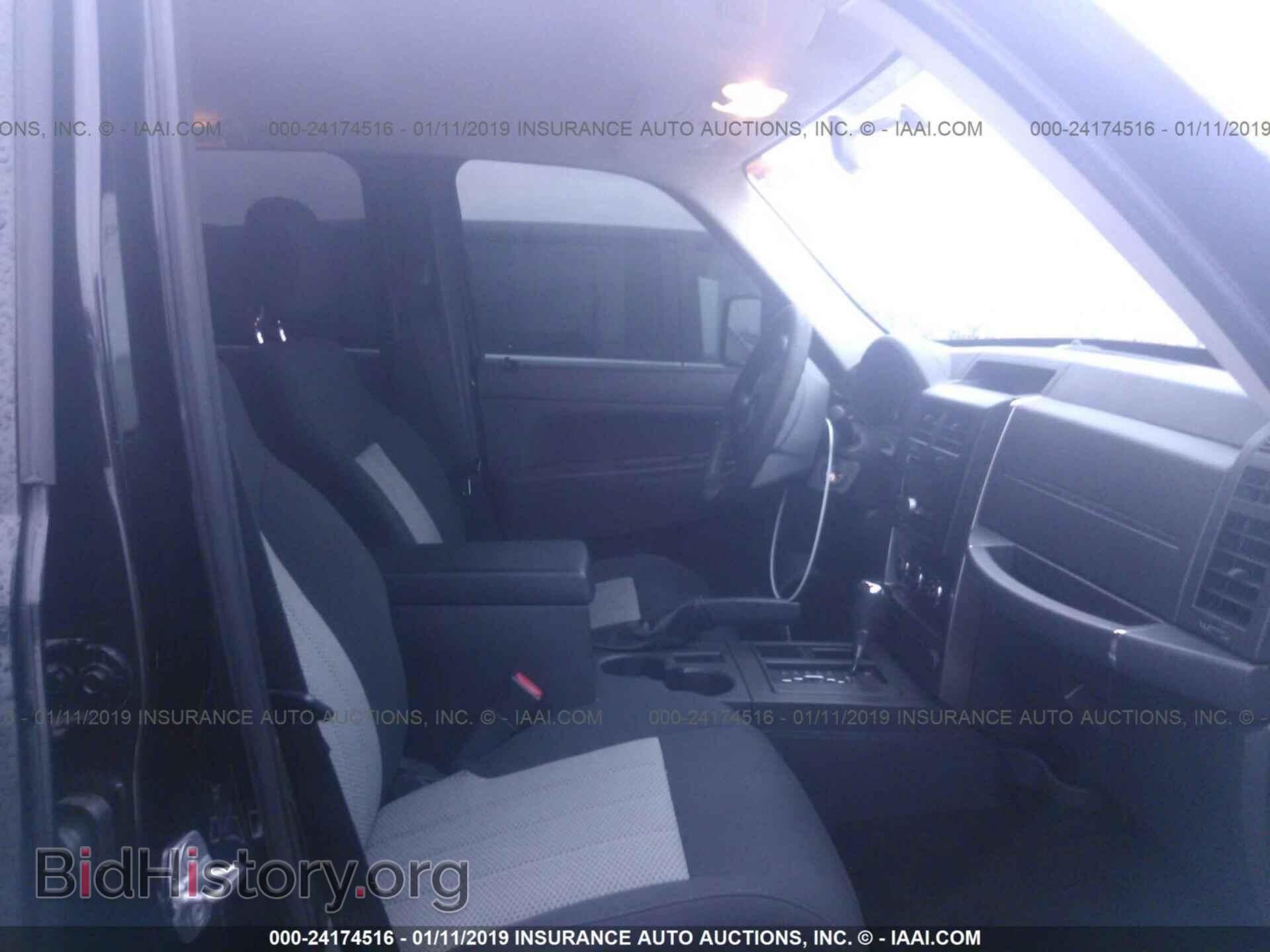 2010 JEEP LIBERTY - VIN: 1J4PP2GKXAW181517 - Фото 5