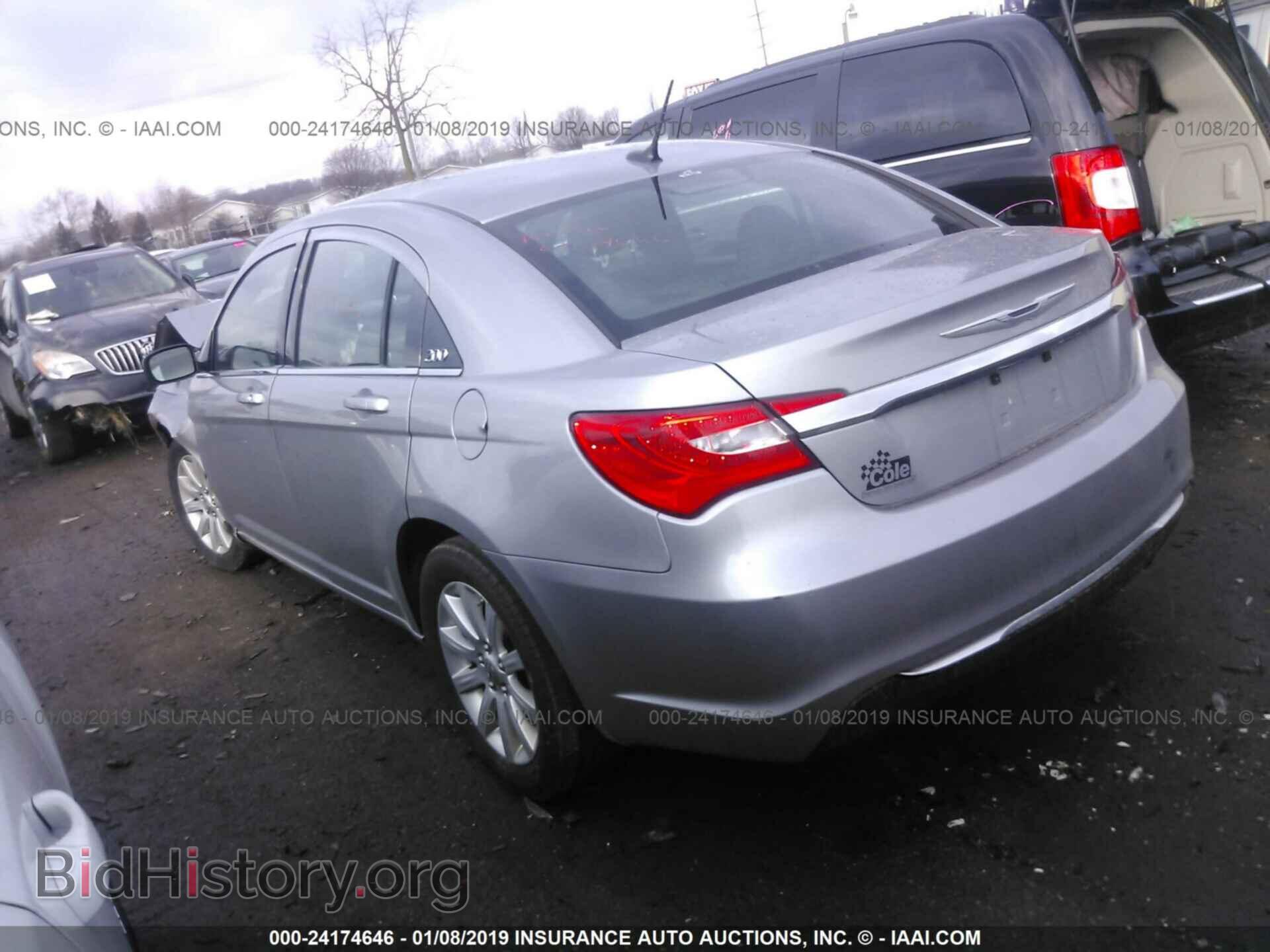 2013 CHRYSLER 200 - VIN: 1C3CCBBB7DN601451 - Photo 3