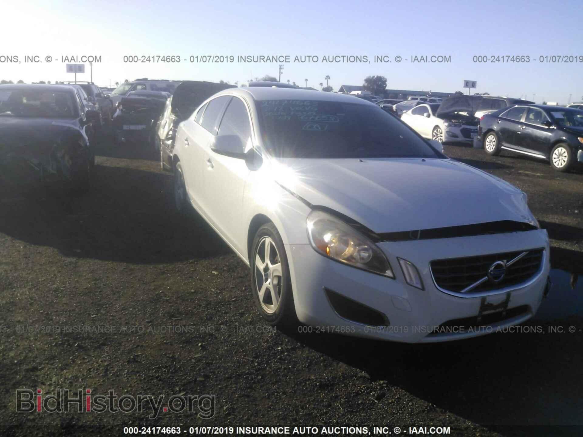 Photo YV1622FS0C2046472 - VOLVO S60 2012