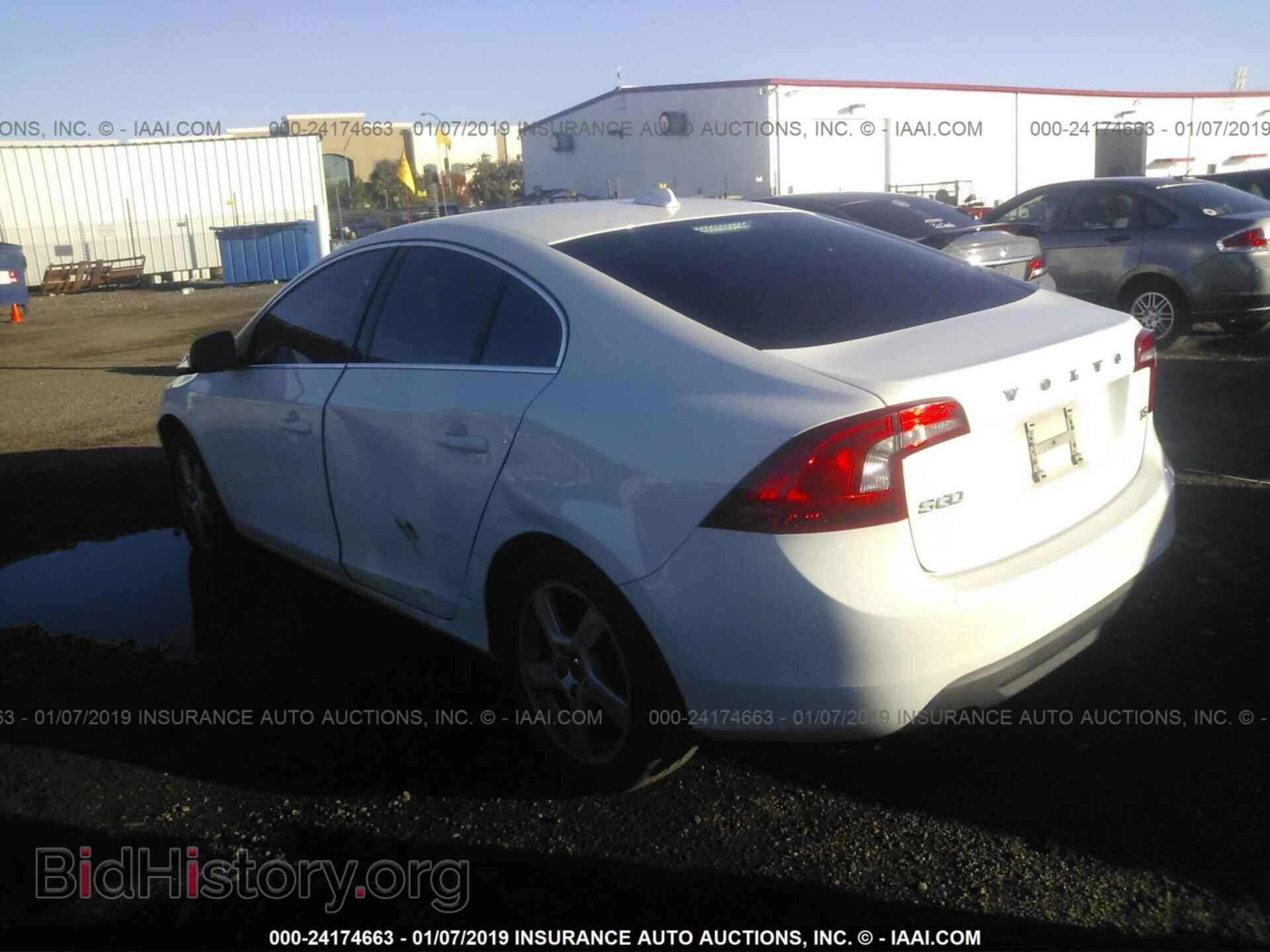 2012 VOLVO S60 - VIN: YV1622FS0C2046472 - Photo 3