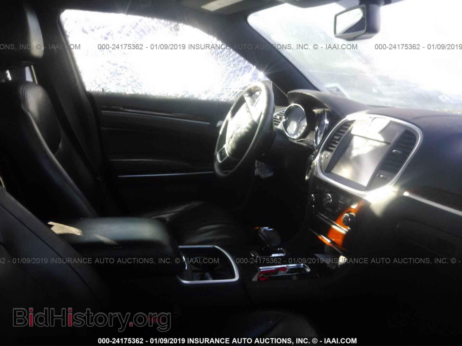 2013 CHRYSLER 300 - VIN: 2C3CCAAG4DH504529 - Фото 5