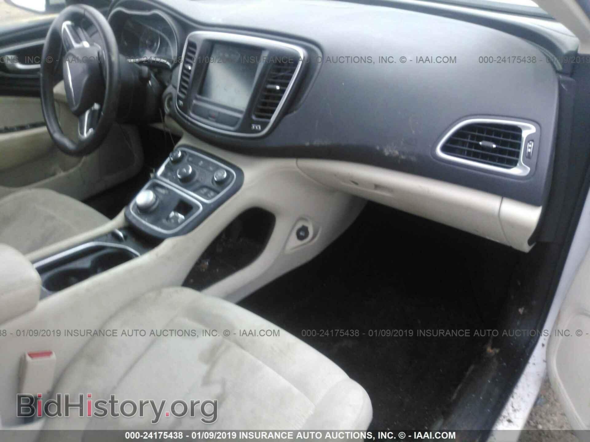 2016 CHRYSLER 200 - VIN: 1C3CCCAB0GN132313 - Photo 5