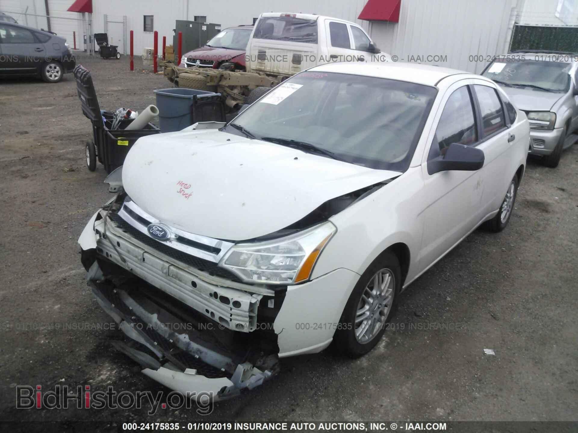 2009 FORD FOCUS - VIN: 1FAHP35NX9W182648 - Фото 2