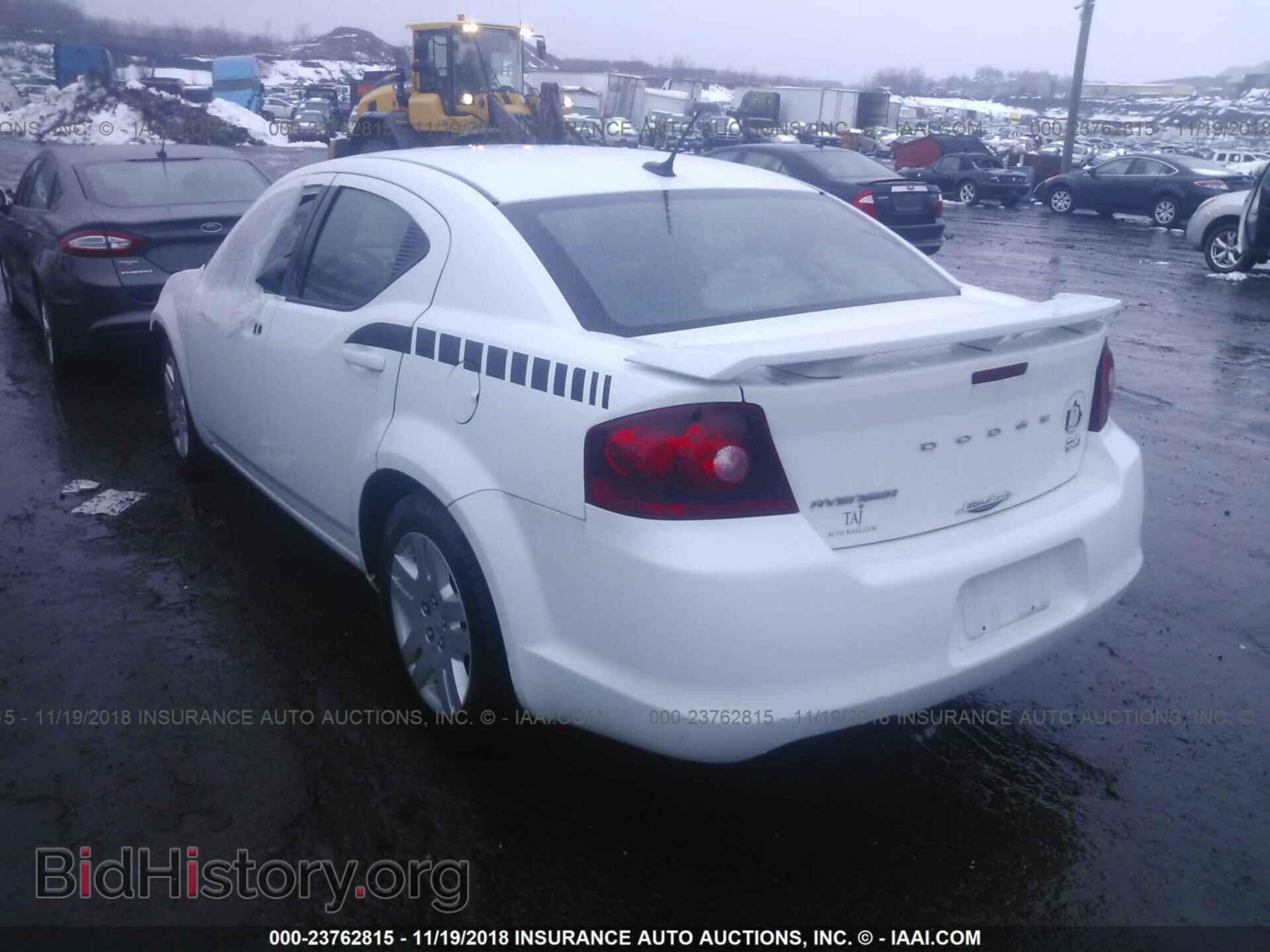 2011 DODGE AVENGER - VIN: 1B3BD4FB2BN608767 - Фото 3