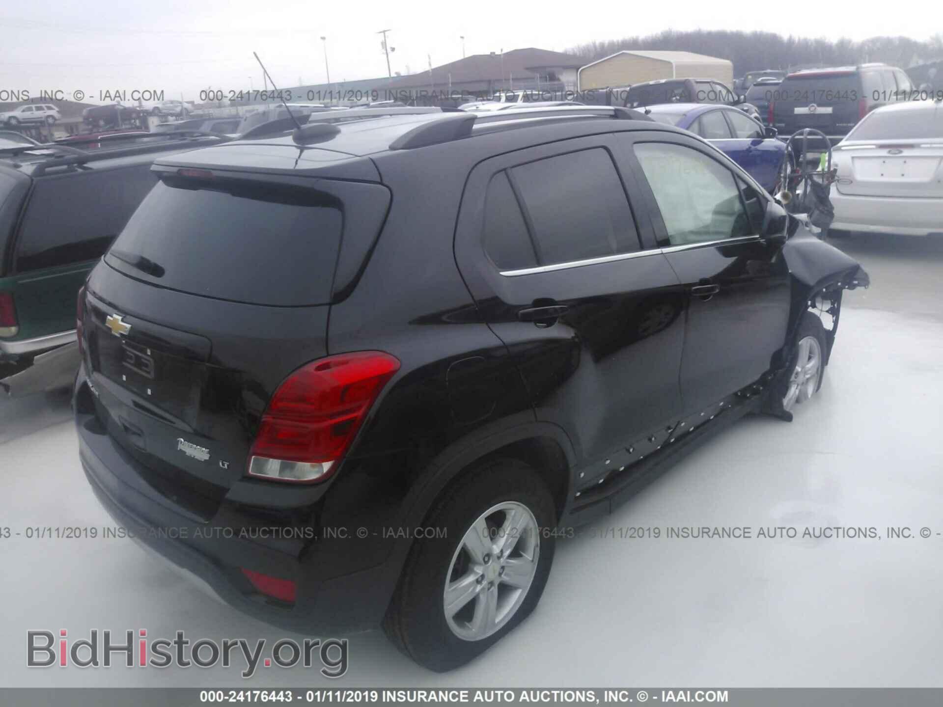 2017 CHEVROLET TRAX - VIN: 3GNCJPSB9HL287586 - Фото 4