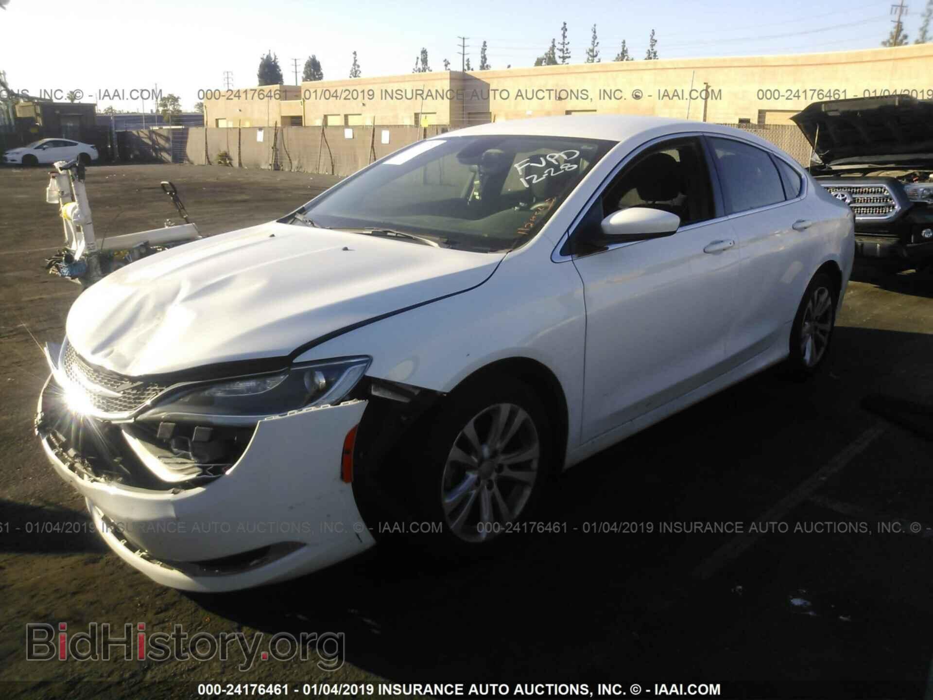 2016 CHRYSLER 200 - VIN: 1C3CCCAB9GN150065 - Фото 2