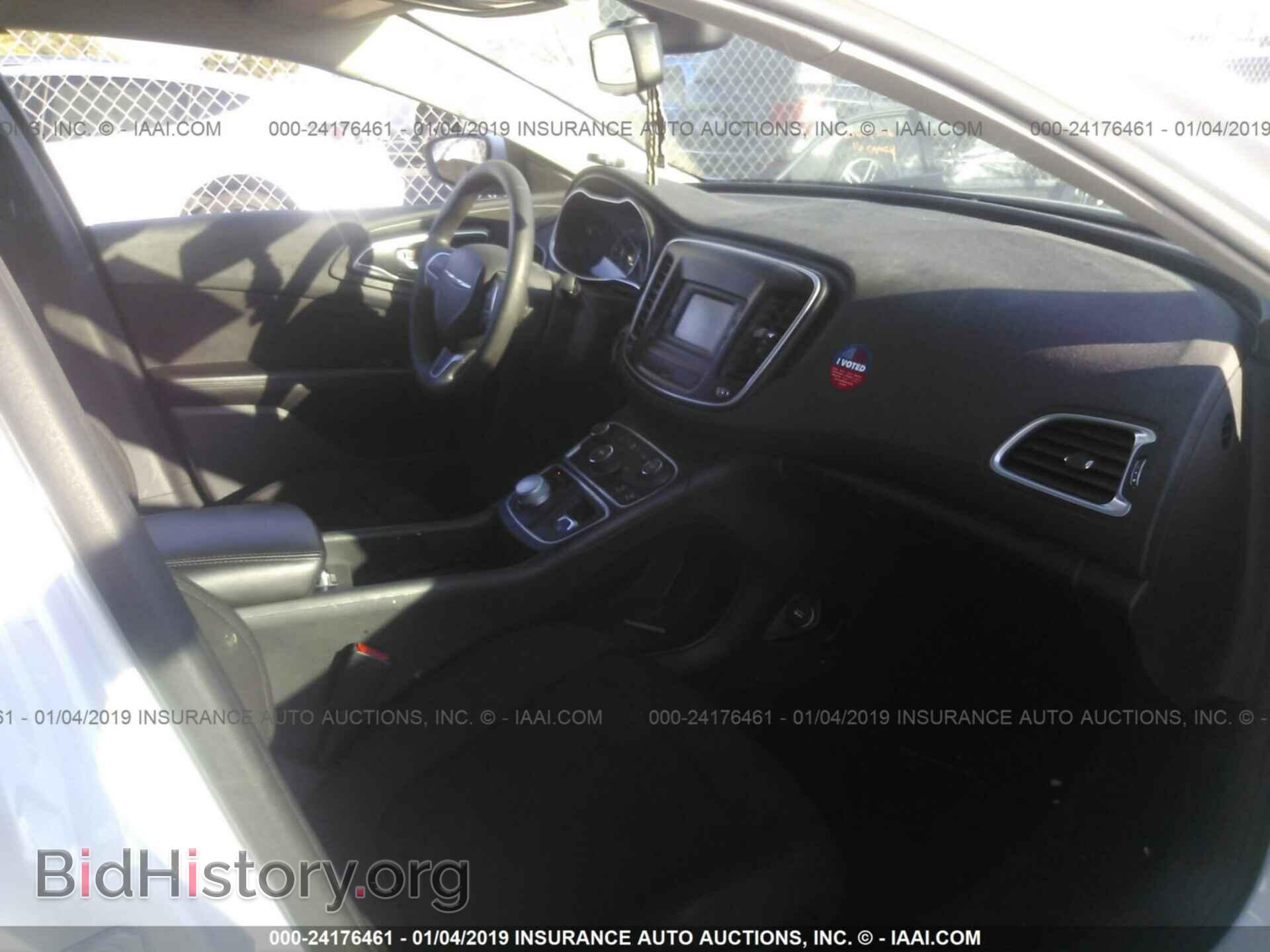 2016 CHRYSLER 200 - VIN: 1C3CCCAB9GN150065 - Фото 5