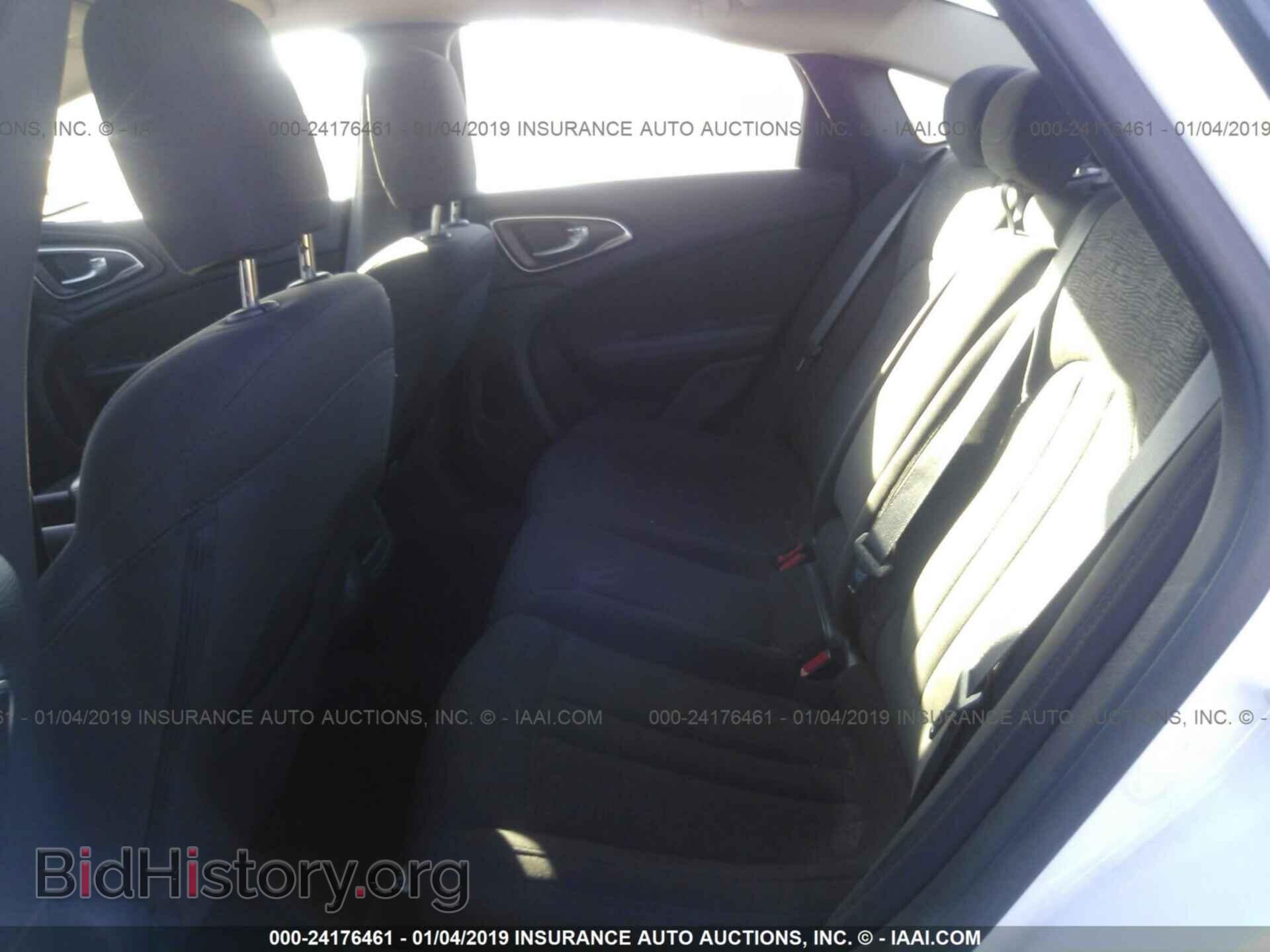 2016 CHRYSLER 200 - VIN: 1C3CCCAB9GN150065 - Фото 8
