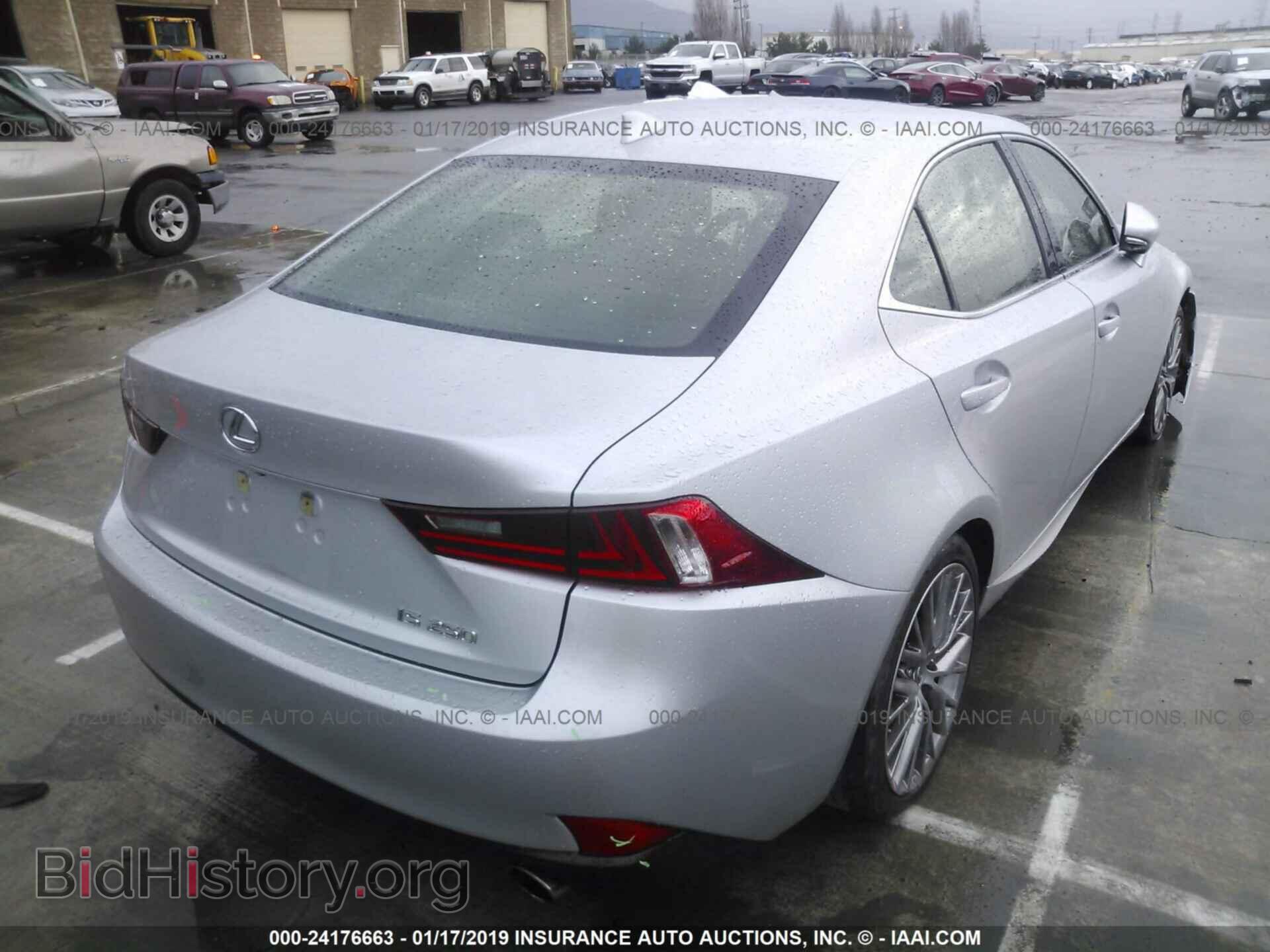 2015 LEXUS IS - VIN: JTHBF1D20F5044423 - Photo 4