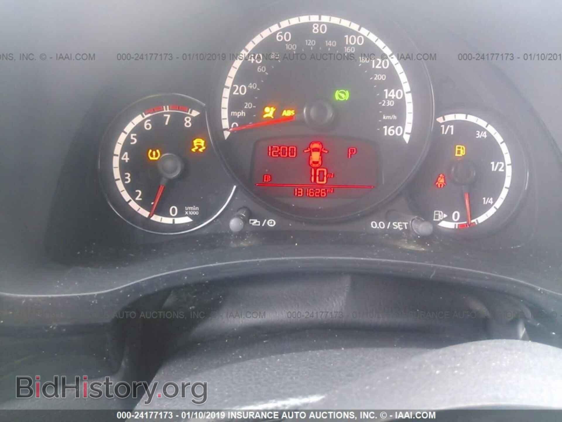 2013 VOLKSWAGEN BEETLE - VIN: 3VWFP7AT3DM663988 - Фото 7