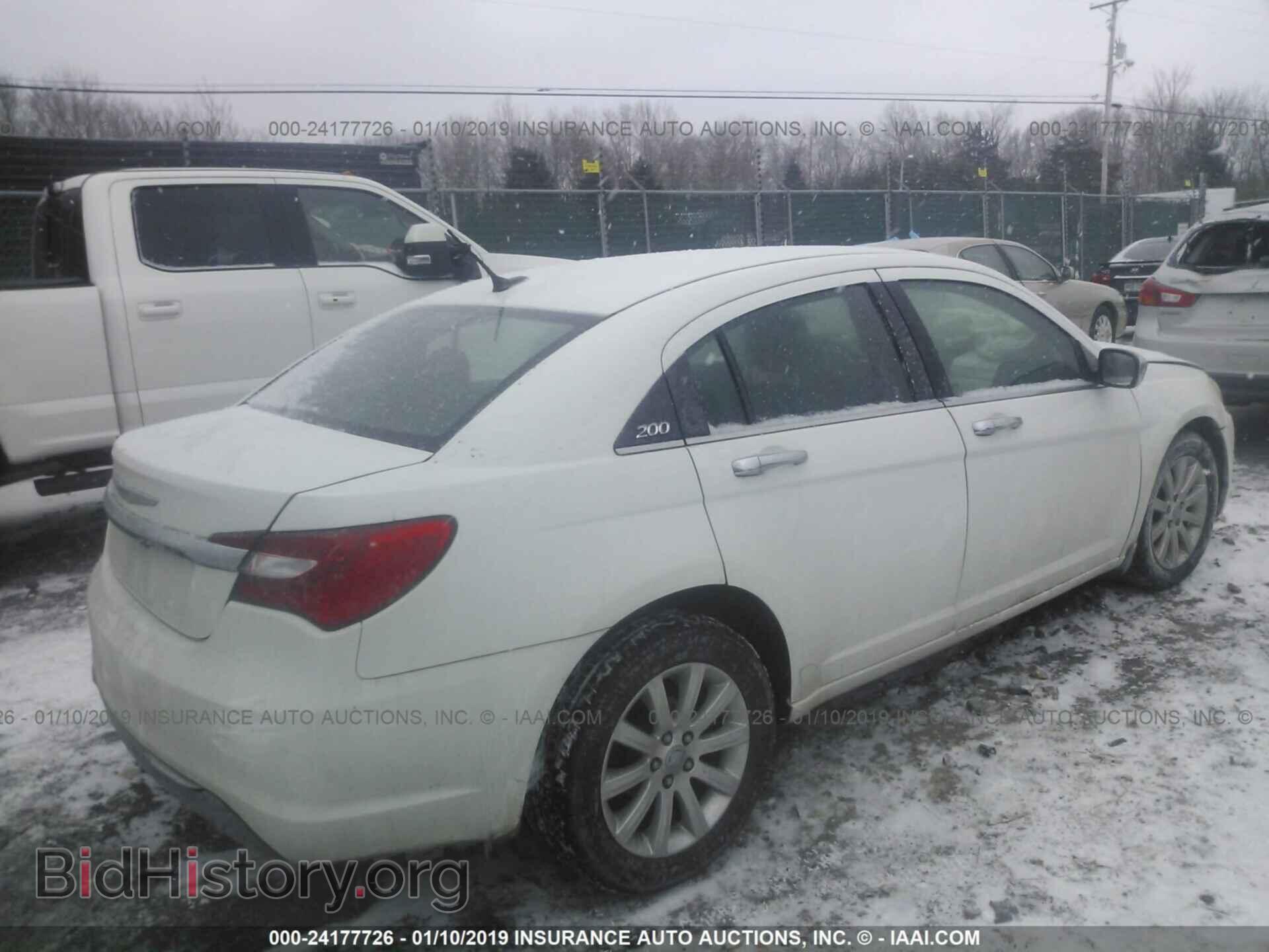 2013 CHRYSLER 200 - VIN: 1C3CCBBG3DN533693 - Photo 4
