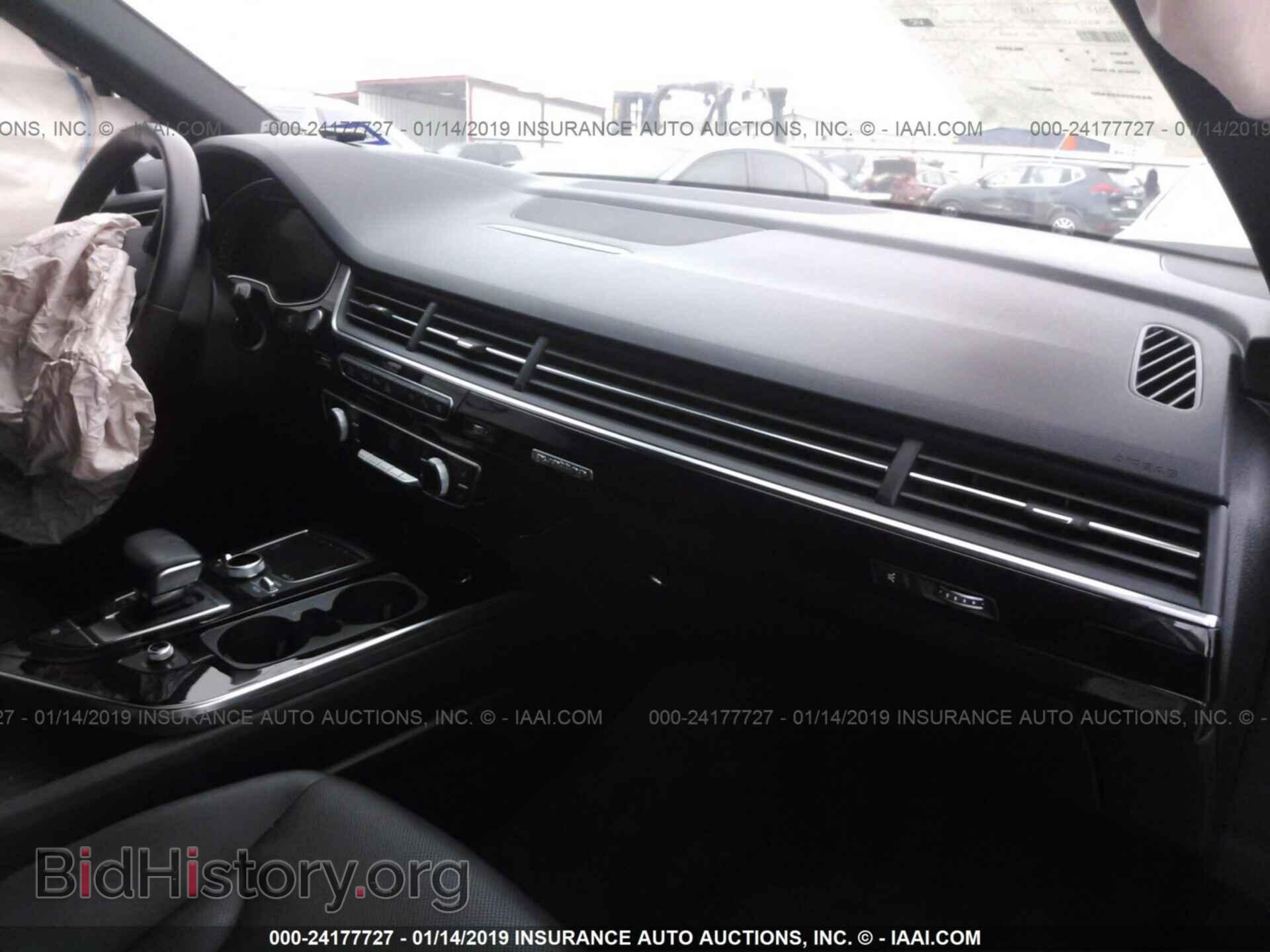 2017 AUDI Q7 - VIN: WA1LAAF75HD024359 - Фото 5