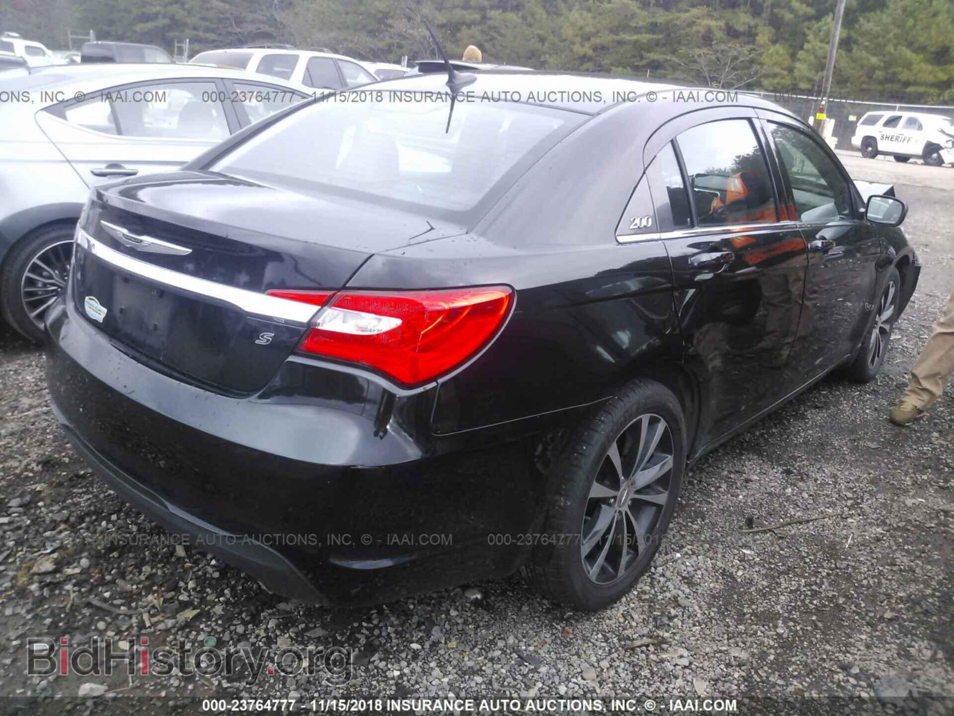 2014 CHRYSLER 200 - VIN: 1C3CCBBG7EN172633 - Photo 4