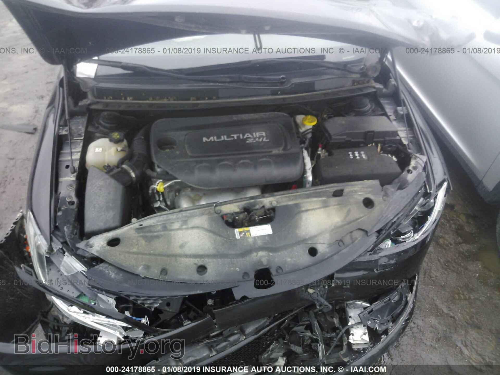 2016 CHRYSLER 200 - VIN: 1C3CCCBB5GN128806 - Photo 10