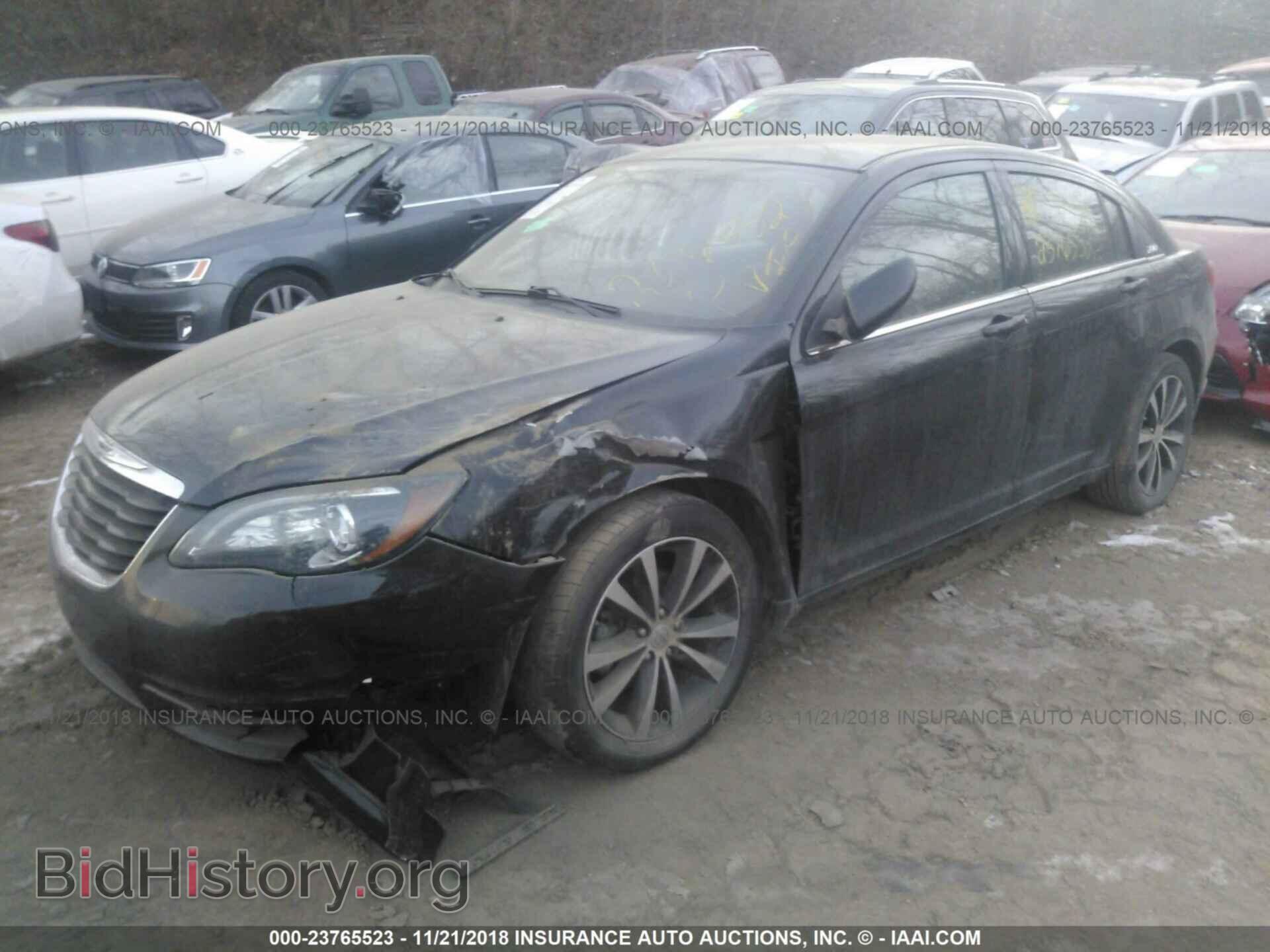 2012 CHRYSLER 200 - VIN: 1C3CCBBG0CN257665 - Фото 2
