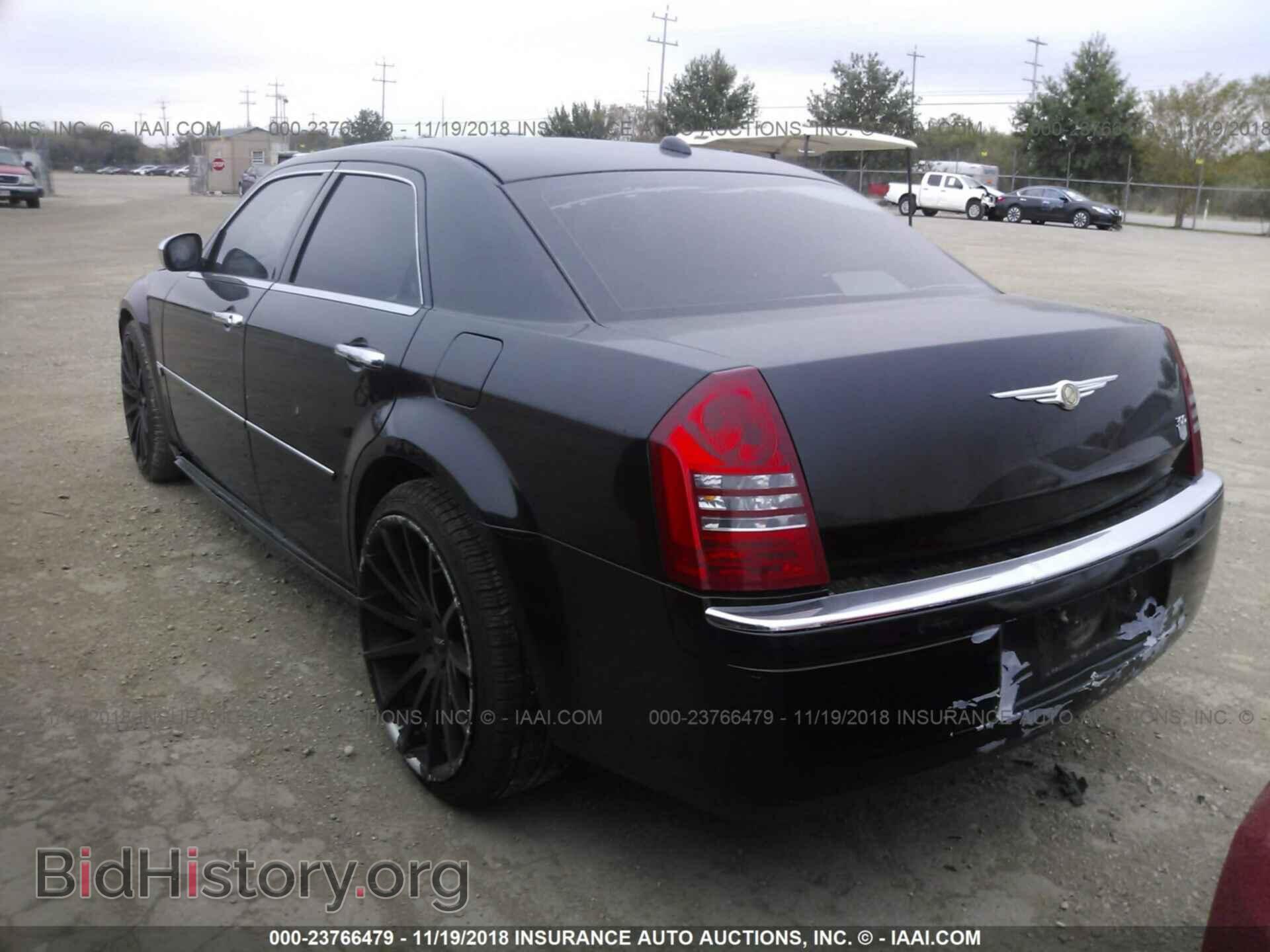 2006 CHRYSLER 300C - VIN: 2C3KA63H66H229012 - Фото 3