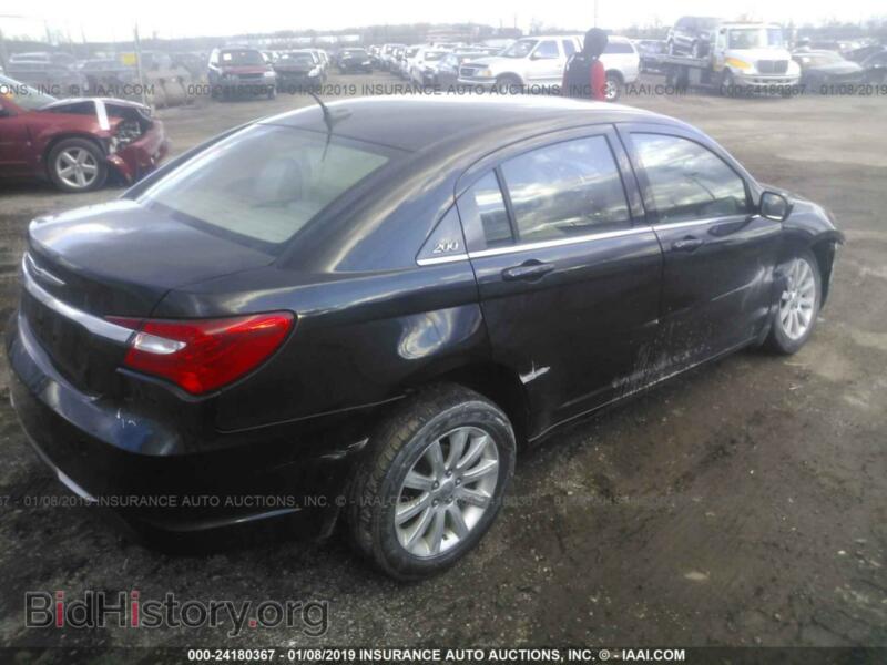 2012 Chrysler 200 (VIN 1C3CCBBB1CN278884) — photo 4 of 10
