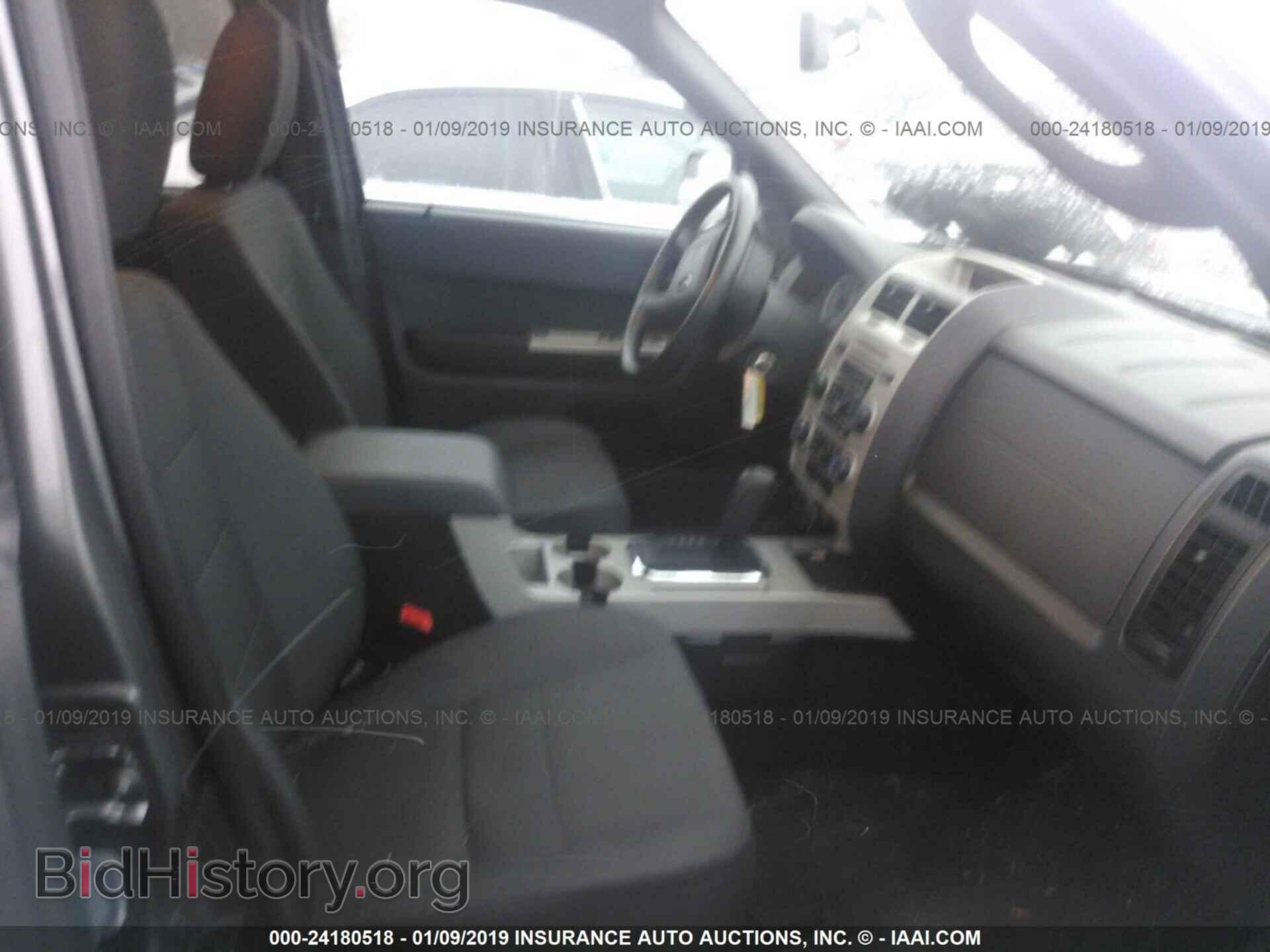 2011 FORD ESCAPE - VIN: 1FMCU0D71BKC22719 - Фото 5