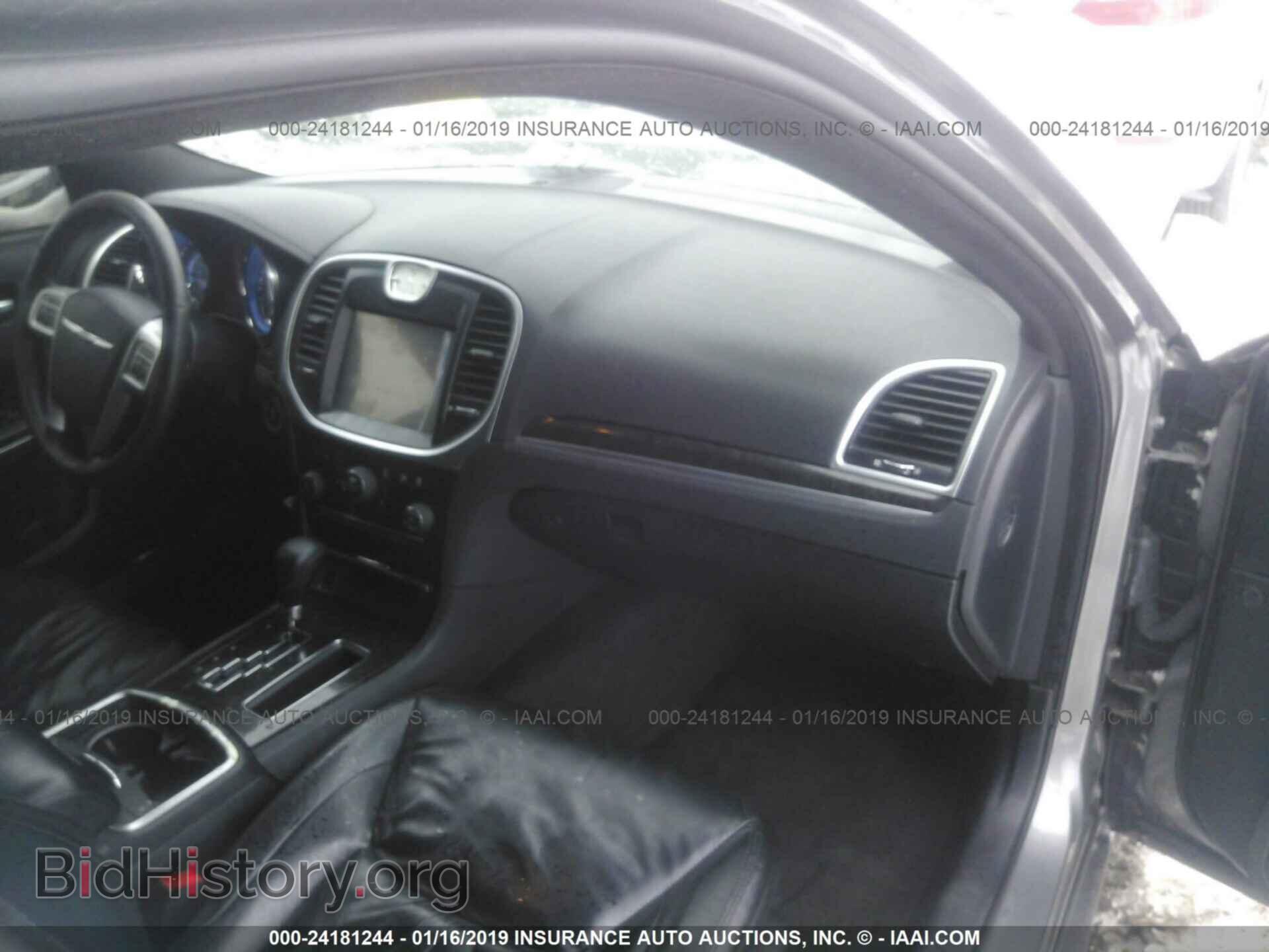 2011 CHRYSLER 300 - VIN: 2C3CA5CG3BH563630 - Фото 5