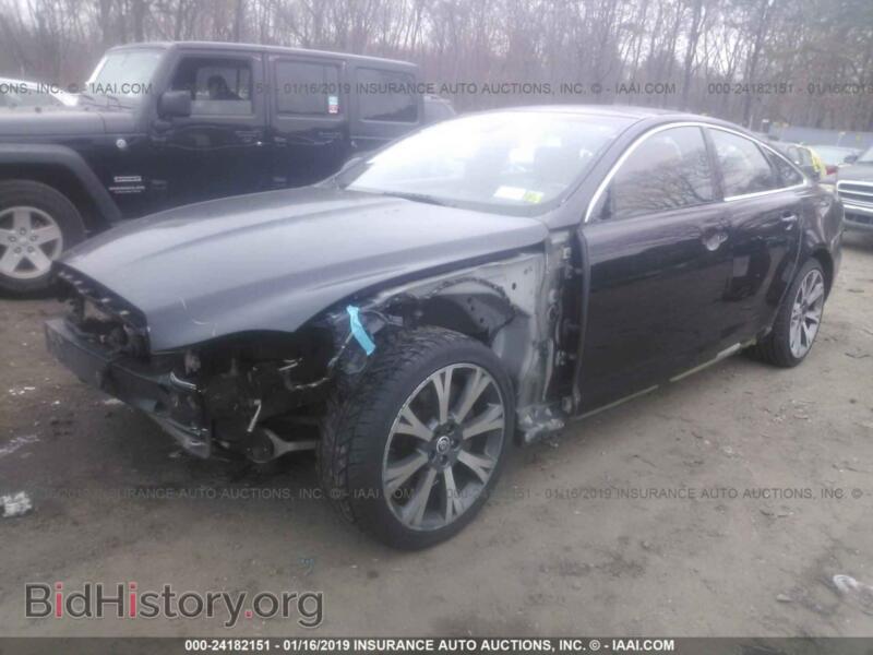 2011 Jaguar XJ (VIN SAJWA1CB2BLV13456) — фото 2 из 10