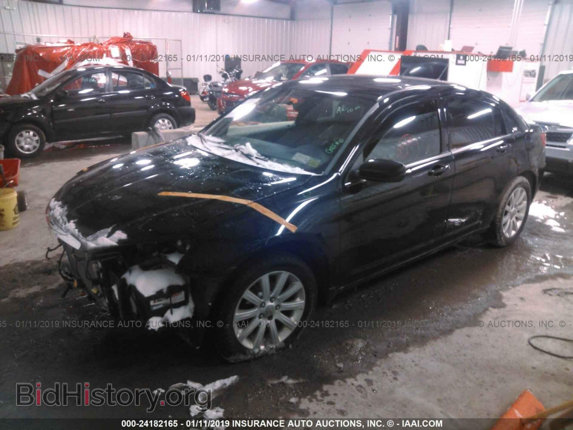 2012 CHRYSLER 200 - VIN: 1C3CCBBBXCN181652 - Photo 2