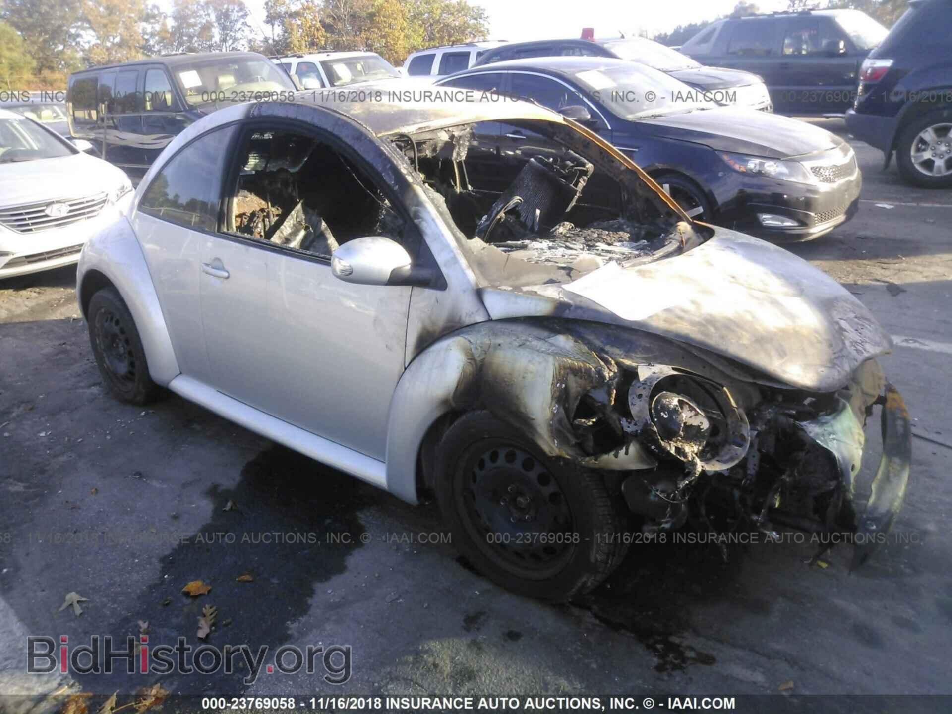 Фотография 3VWBK31C84M418710 - VOLKSWAGEN NEW BEETLE 2004