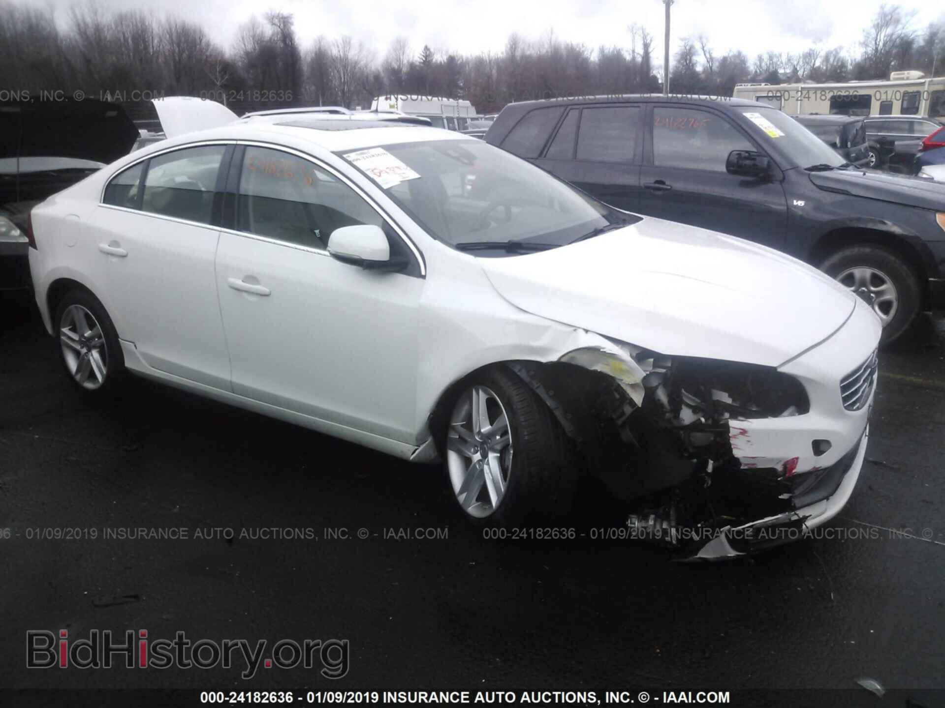 Photo YV1612TK2F1339159 - VOLVO S60 2015