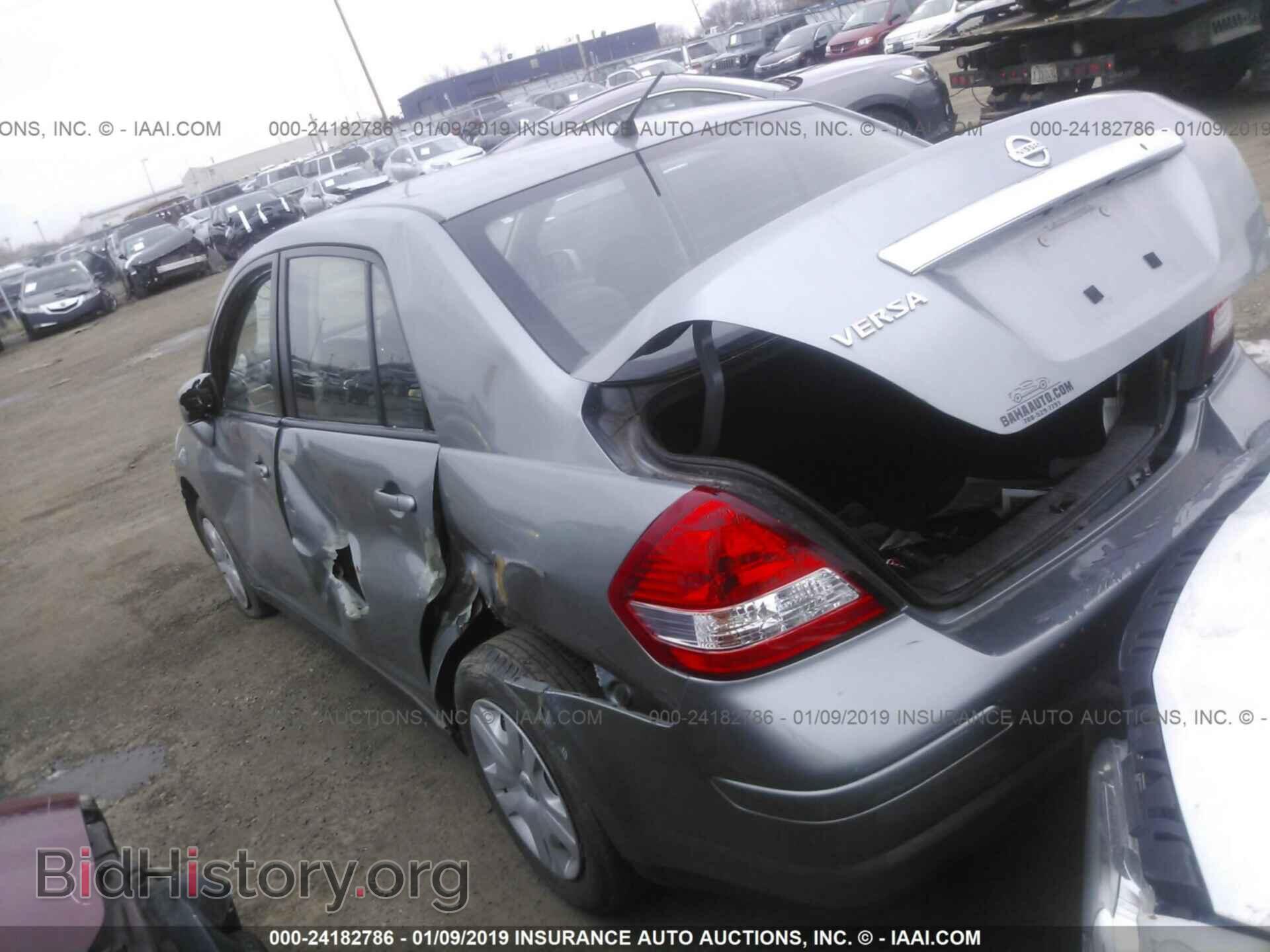 2011 NISSAN VERSA - VIN: 3N1BC1AP3BL372684 - Фото 3
