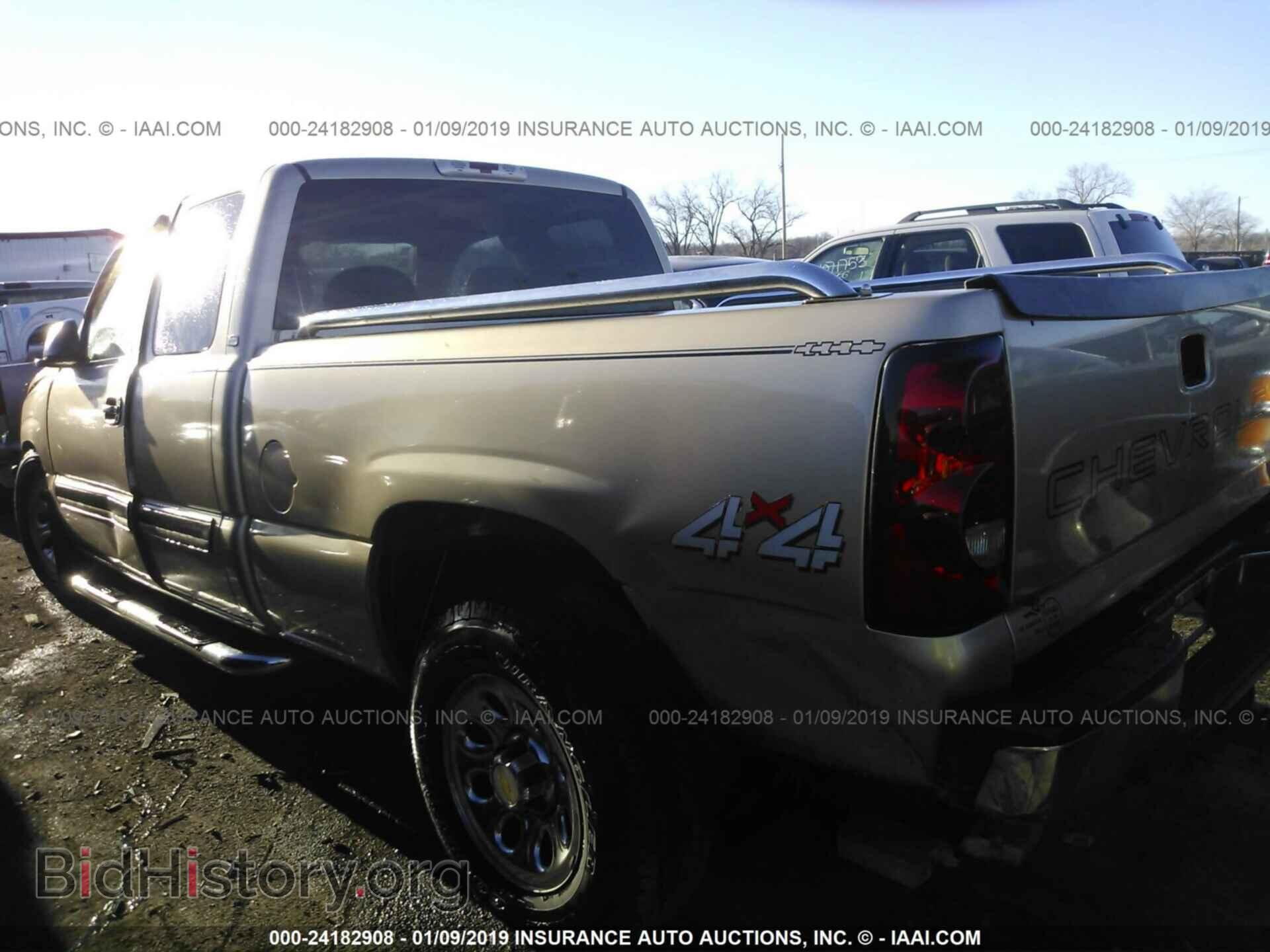 2005 CHEVROLET SILVERADO - VIN: 1GCEK19Z35Z155393 - Фото 3