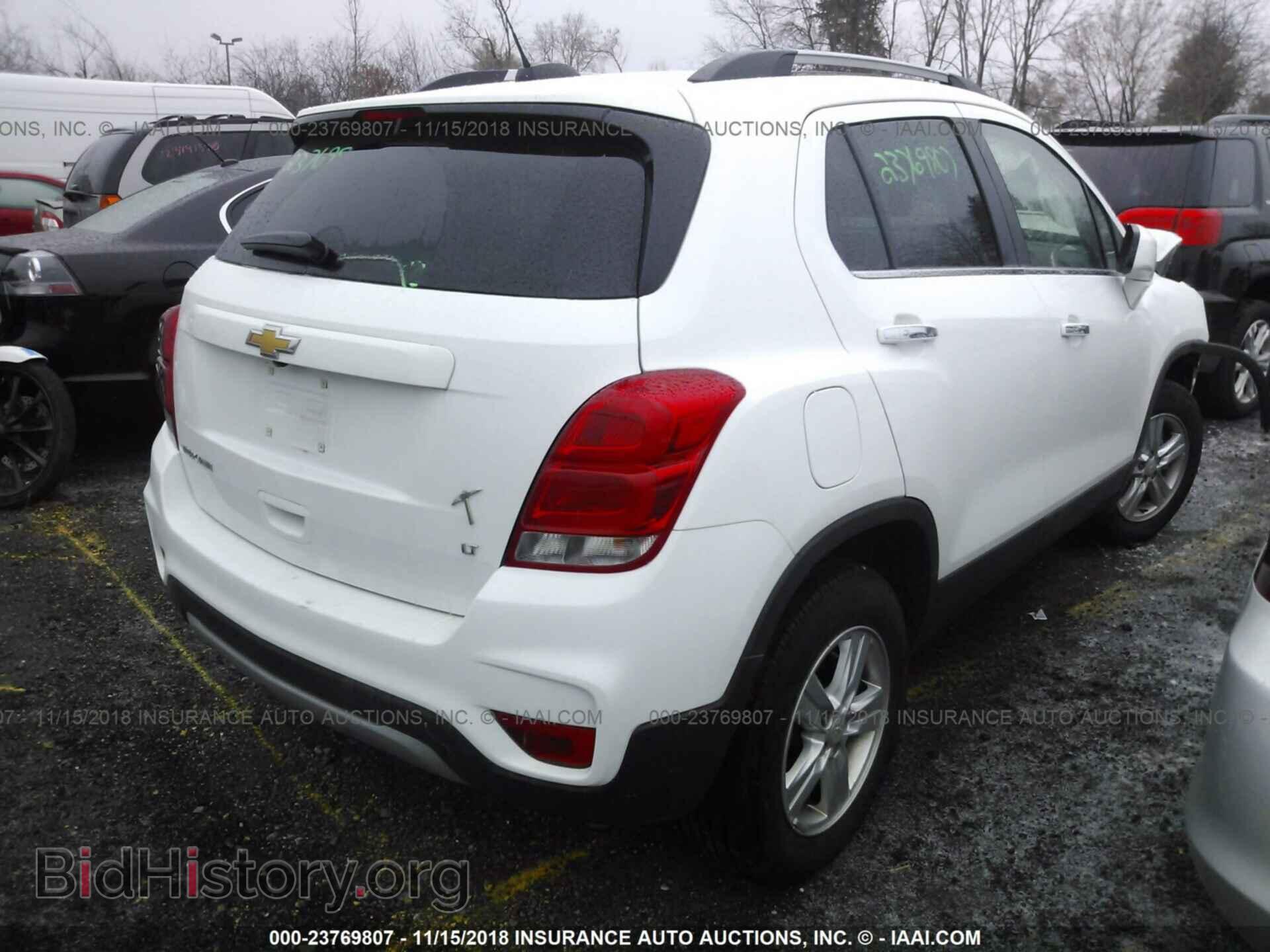 2017 CHEVROLET TRAX - VIN: 3GNCJPSB2HL275246 - Фото 4
