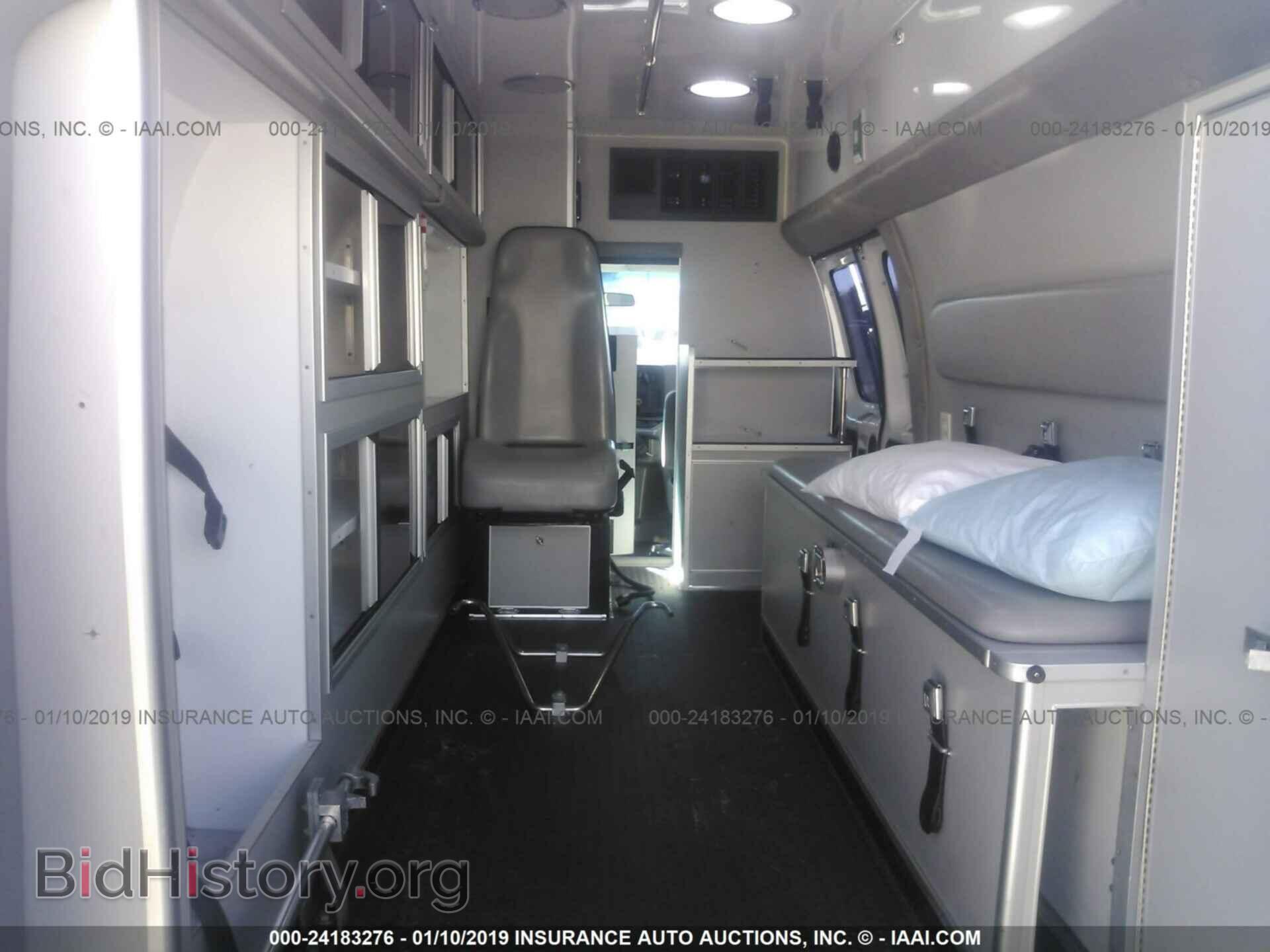 2011 FORD ECONOLINE - VIN: 1FDSS3ES3BDA18322 - Фото 8