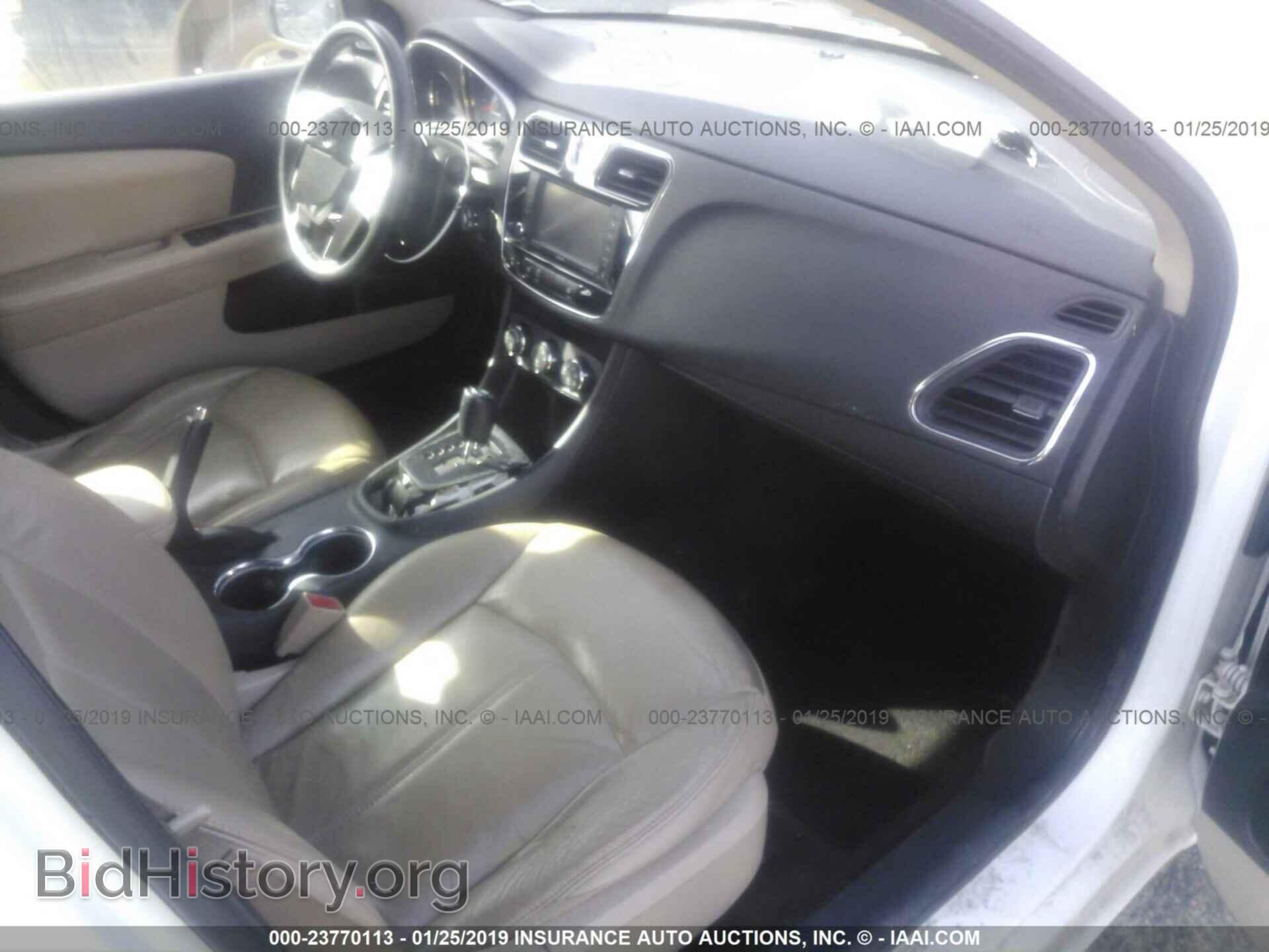 2011 CHRYSLER 200 - VIN: 1C3BC2FG1BN581633 - Фото 5